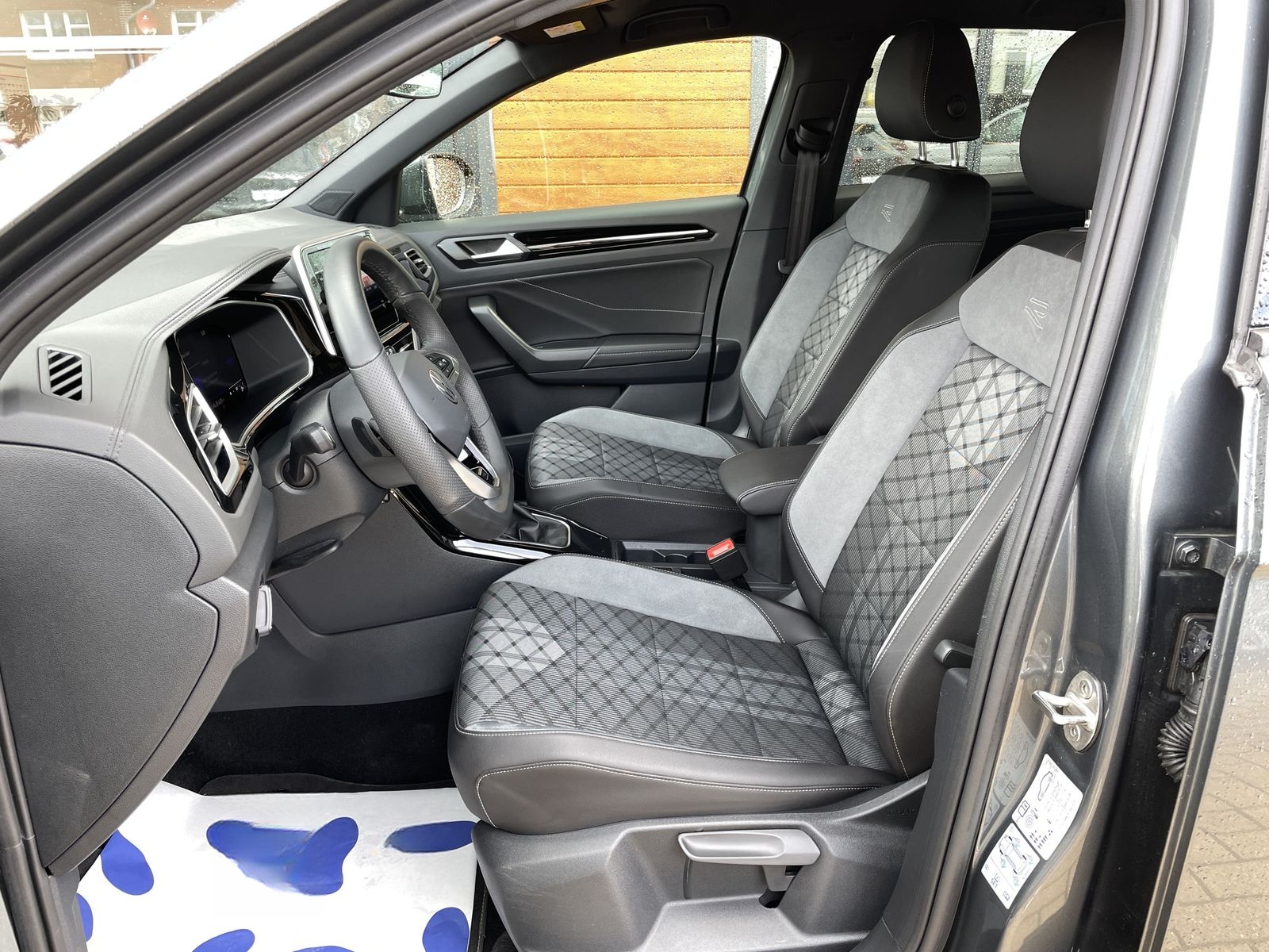 Volkswagen T-Roc 1.5 TSI DSG R-Line*ACC*AppLink*Sitzhzg* foto 13