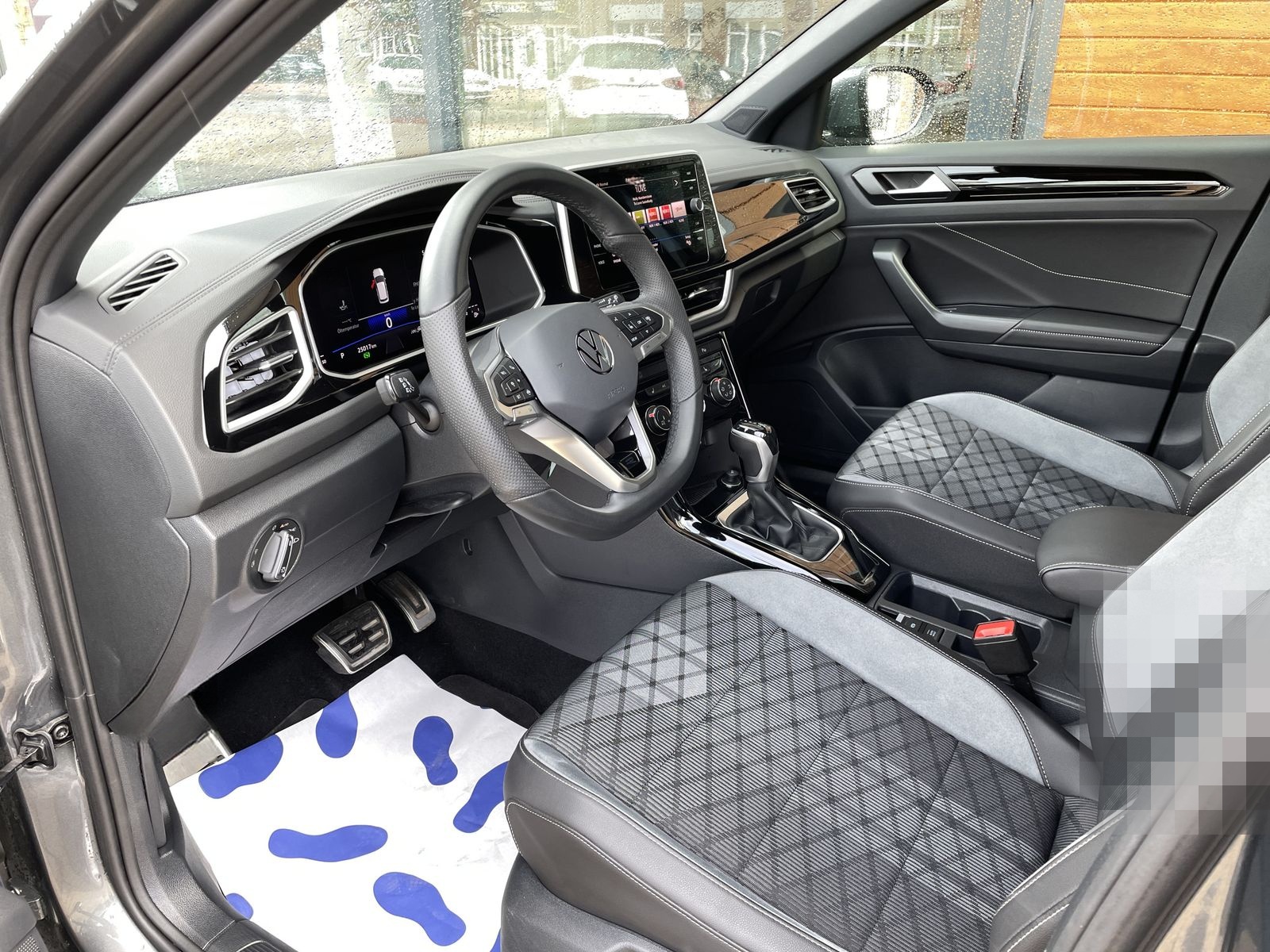 Volkswagen T-Roc 1.5 TSI DSG R-Line*ACC*AppLink*Sitzhzg* foto 14