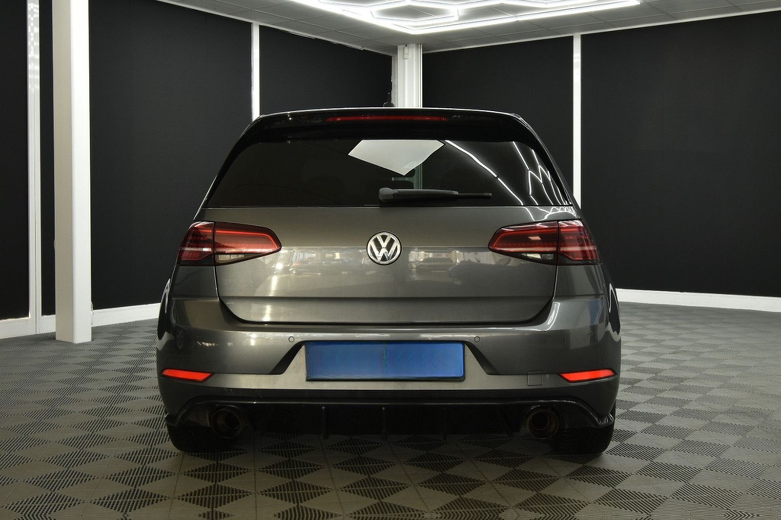 Volkswagen Golf VII Lim. GTI 275 PS LED Navi ACC DAB+ RFK foto 7