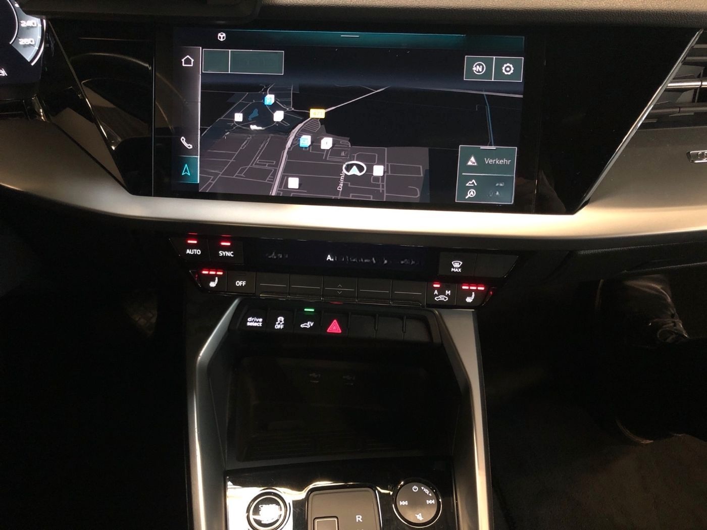 Audi A3 Sportback 40 TFSIe Nav|Pan|SHZ|ViC+|PDC|CarPl foto 16