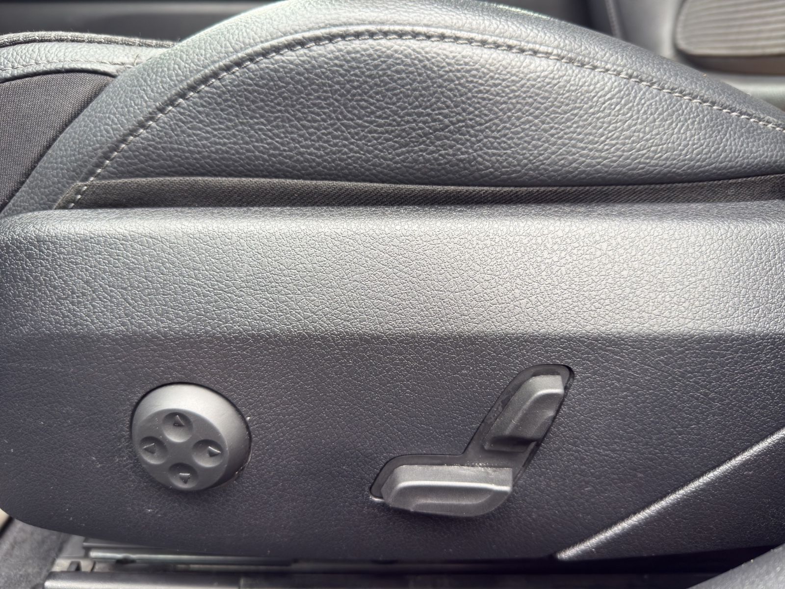 Mercedes-Benz C 220d Limousine Avantgarde*AUTOM.*GARANTIE*2.HA foto 19