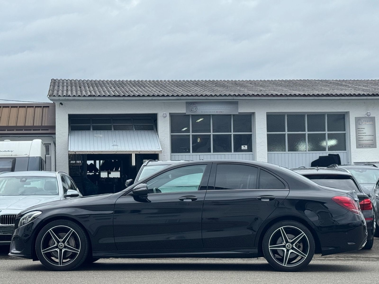 Mercedes-Benz C 180 Lim CGI**AMG LINE** foto 3