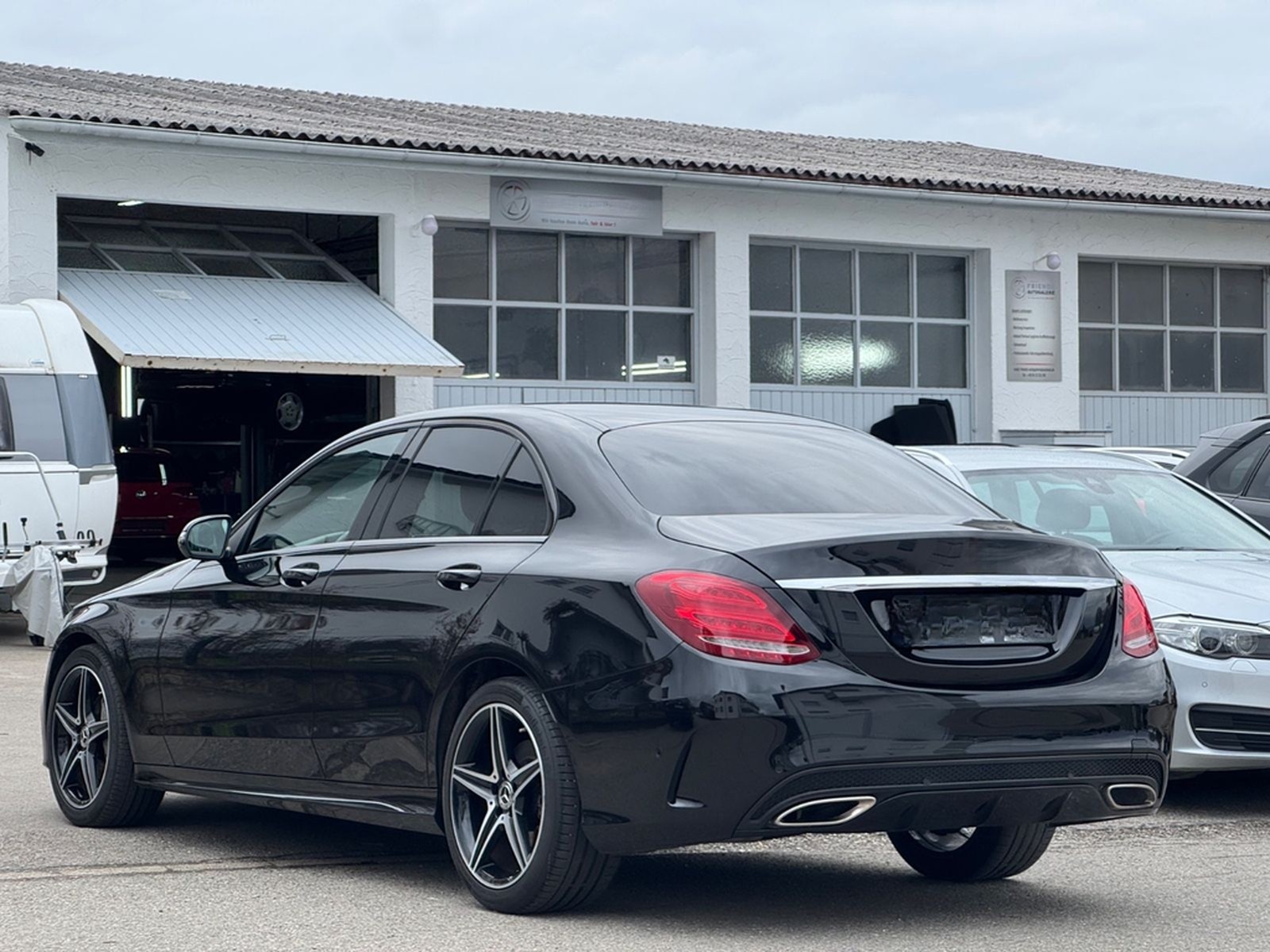 Mercedes-Benz C 180 Lim CGI**AMG LINE** foto 7