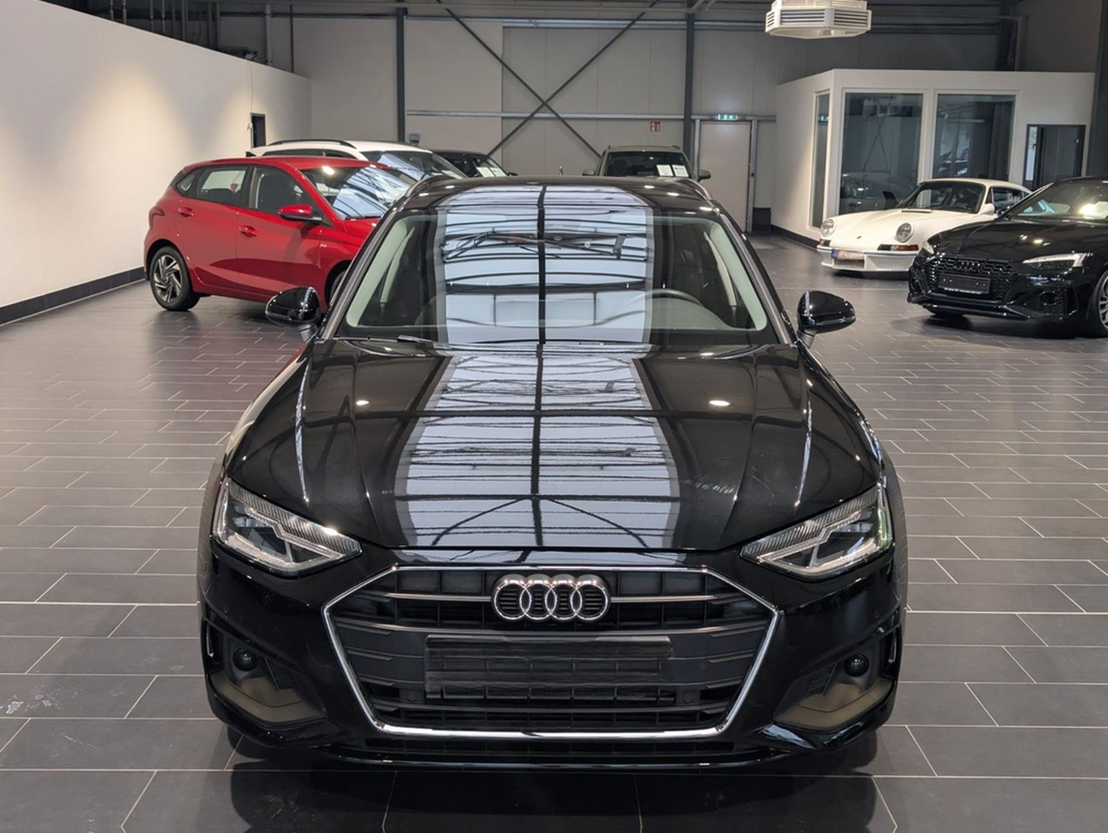 Audi A4 Avant 35 TFSI S tronic 1.Hand foto 3