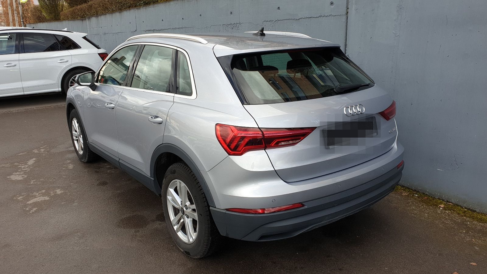 Audi Q3 35 TDI S tronic Virtrual/Navi/Kamera/Alu foto 3