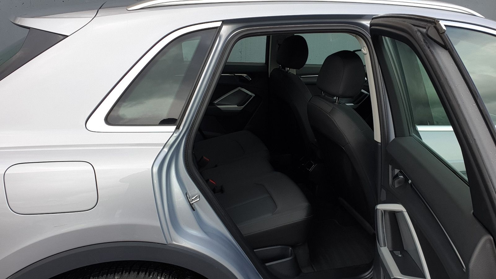 Audi Q3 35 TDI S tronic Virtrual/Navi/Kamera/Alu foto 9
