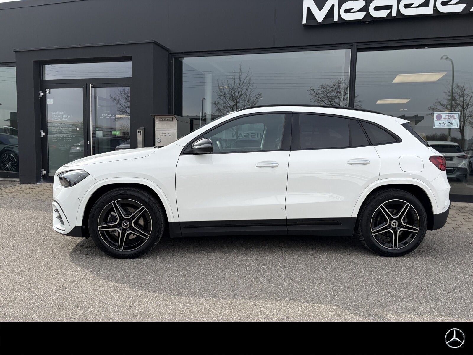 Mercedes-Benz GLA 200 AMG Night AHK LED KeylGO Kam VorrDistron foto 2