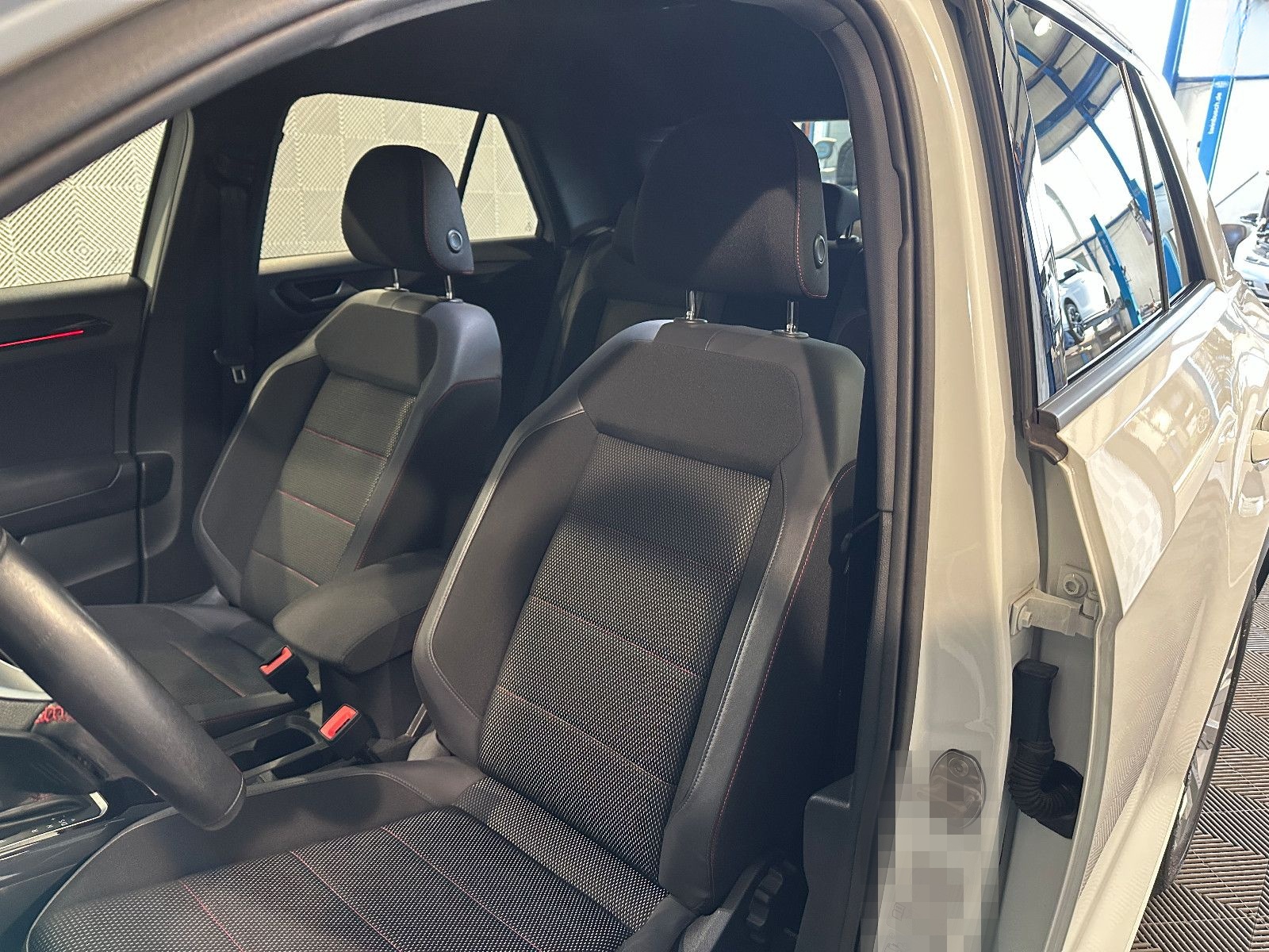 Volkswagen T-Roc 1.5 TSI Sport*R LINE*LED-R.KAM-SPUR-SP.FW foto 21