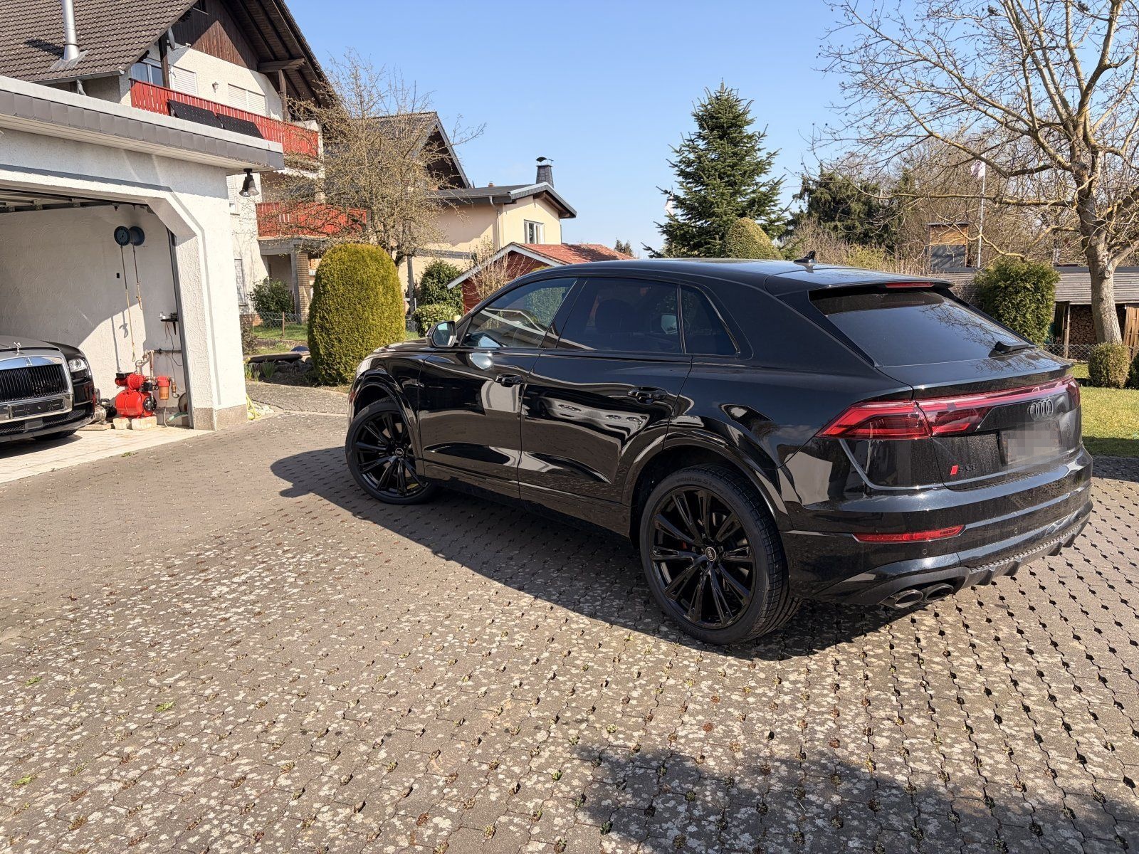 Audi SQ8 4.0 V8 Black in Black mit neuen 23 Zoll, Pan foto 17
