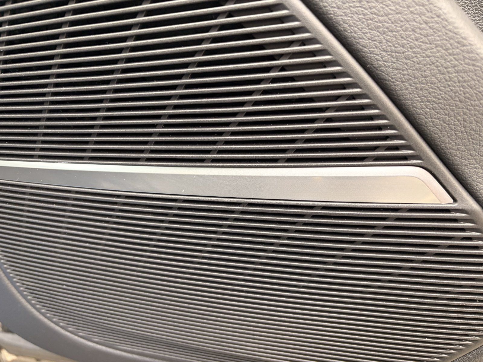 Audi SQ8 4.0 V8 Black in Black mit neuen 23 Zoll, Pan foto 7