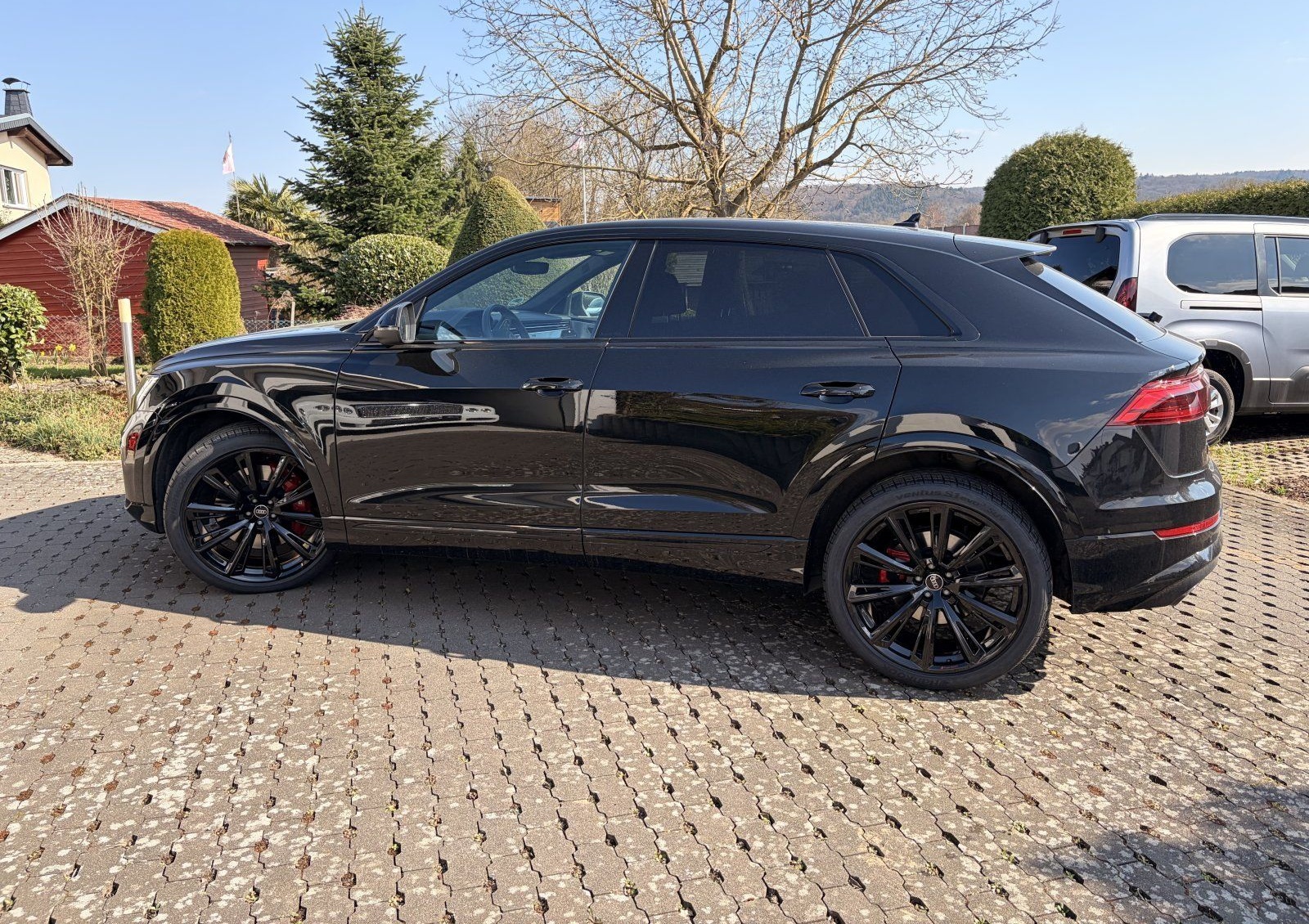 Audi SQ8 4.0 V8 Black in Black mit neuen 23 Zoll, Pan foto 9