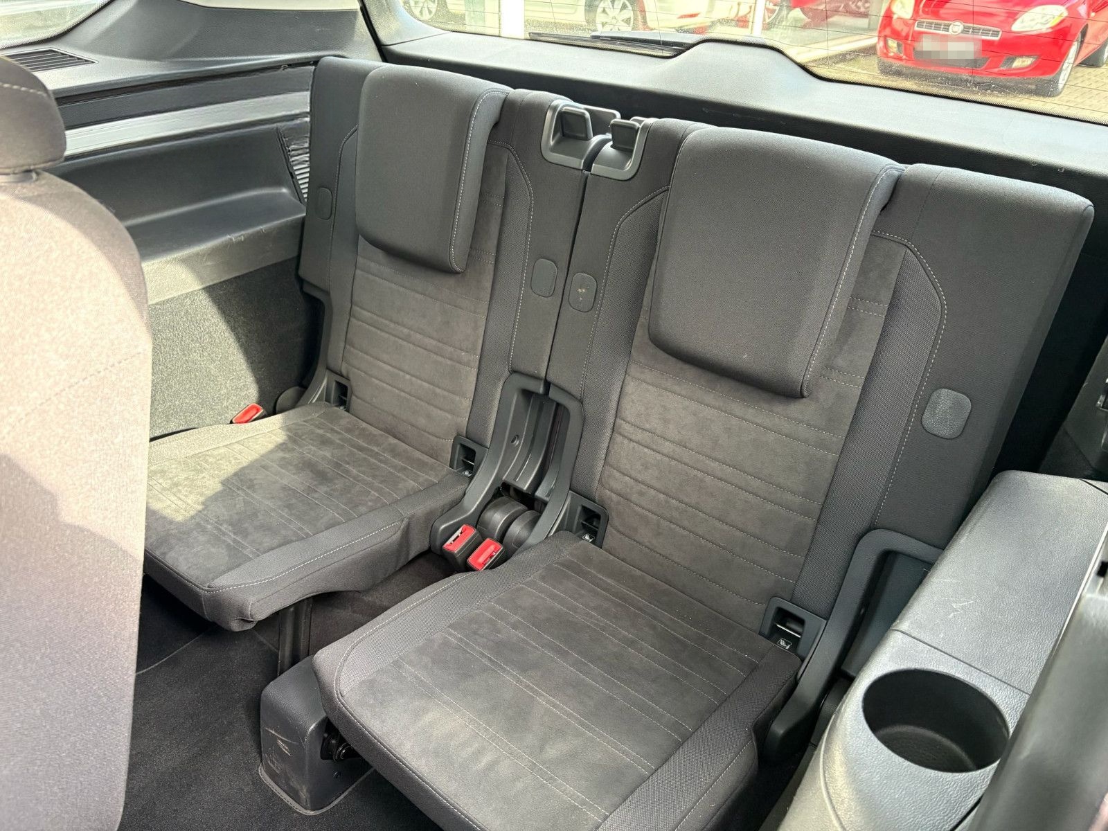 Volkswagen Touran 2.0 TDI "Highline" R-Line 7 Sitzer foto 13