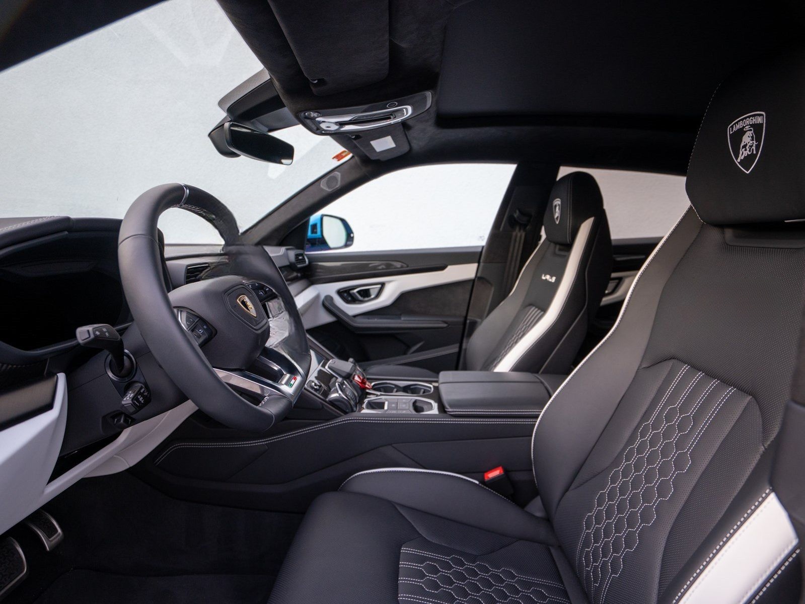 Lamborghini Urus S 23" B&O PANO MASSAGE PARK-ASSIST ADP foto 18