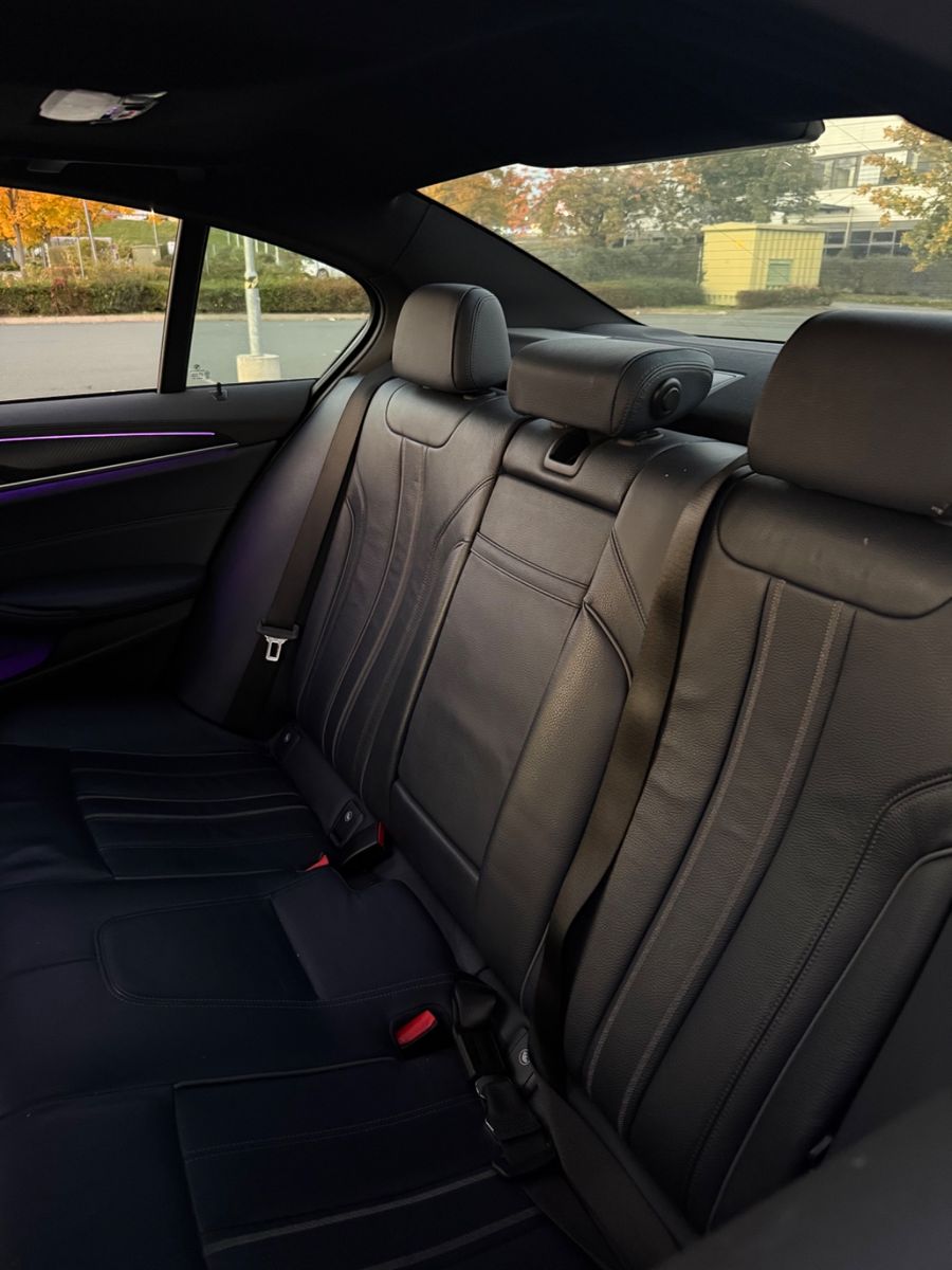 BMW M550i xDrive | Head-Up | Harman Kardon etc... foto 14