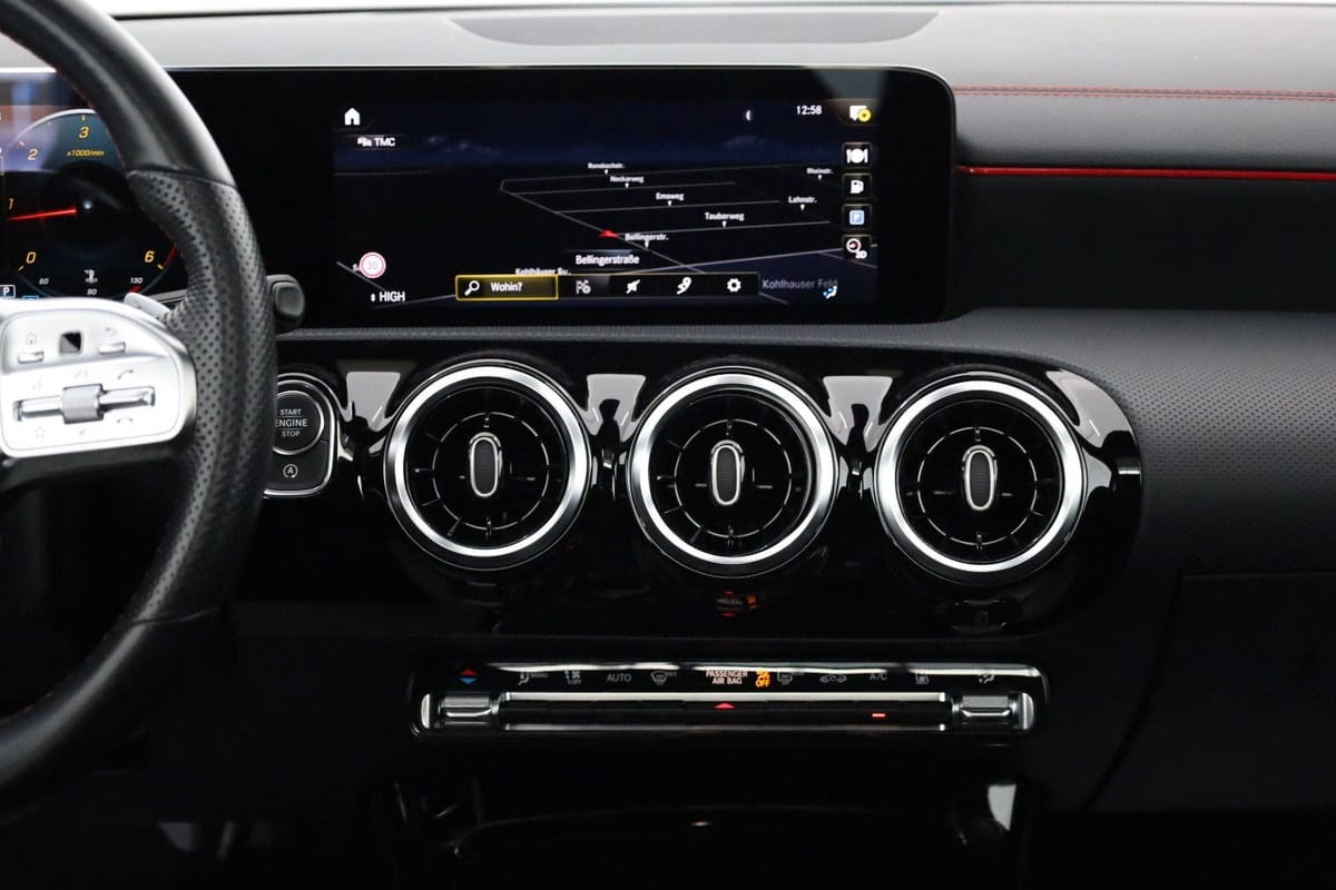 Mercedes-Benz CLA 220d SB 4M AMG Navi,PanDach,Night/Park Paket foto 19