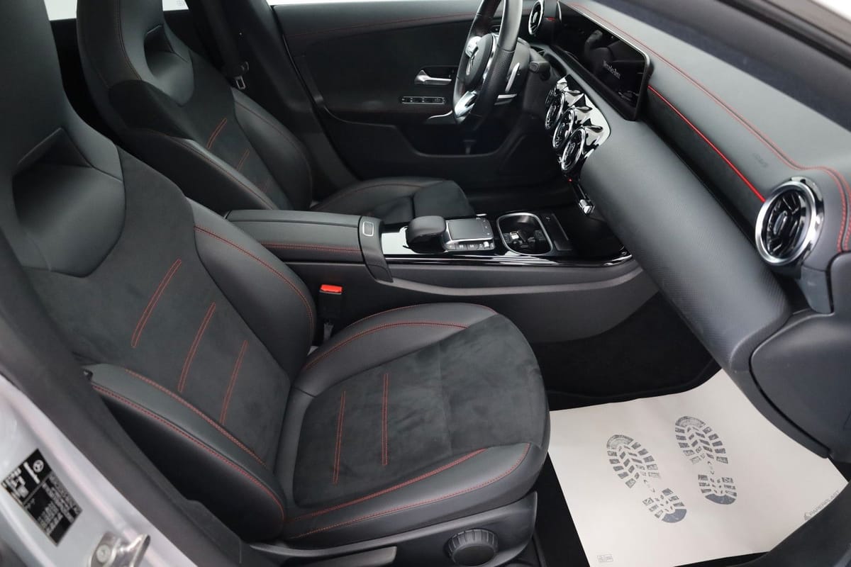 Mercedes-Benz CLA 220d SB 4M AMG Navi,PanDach,Night/Park Paket foto 10