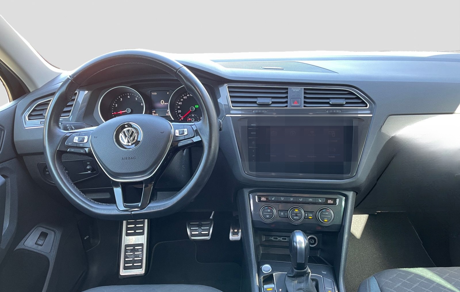 Volkswagen Tiguan IQ.DRIVE 1.5TSI DSG AHK STANDH LED CAM NA foto 13
