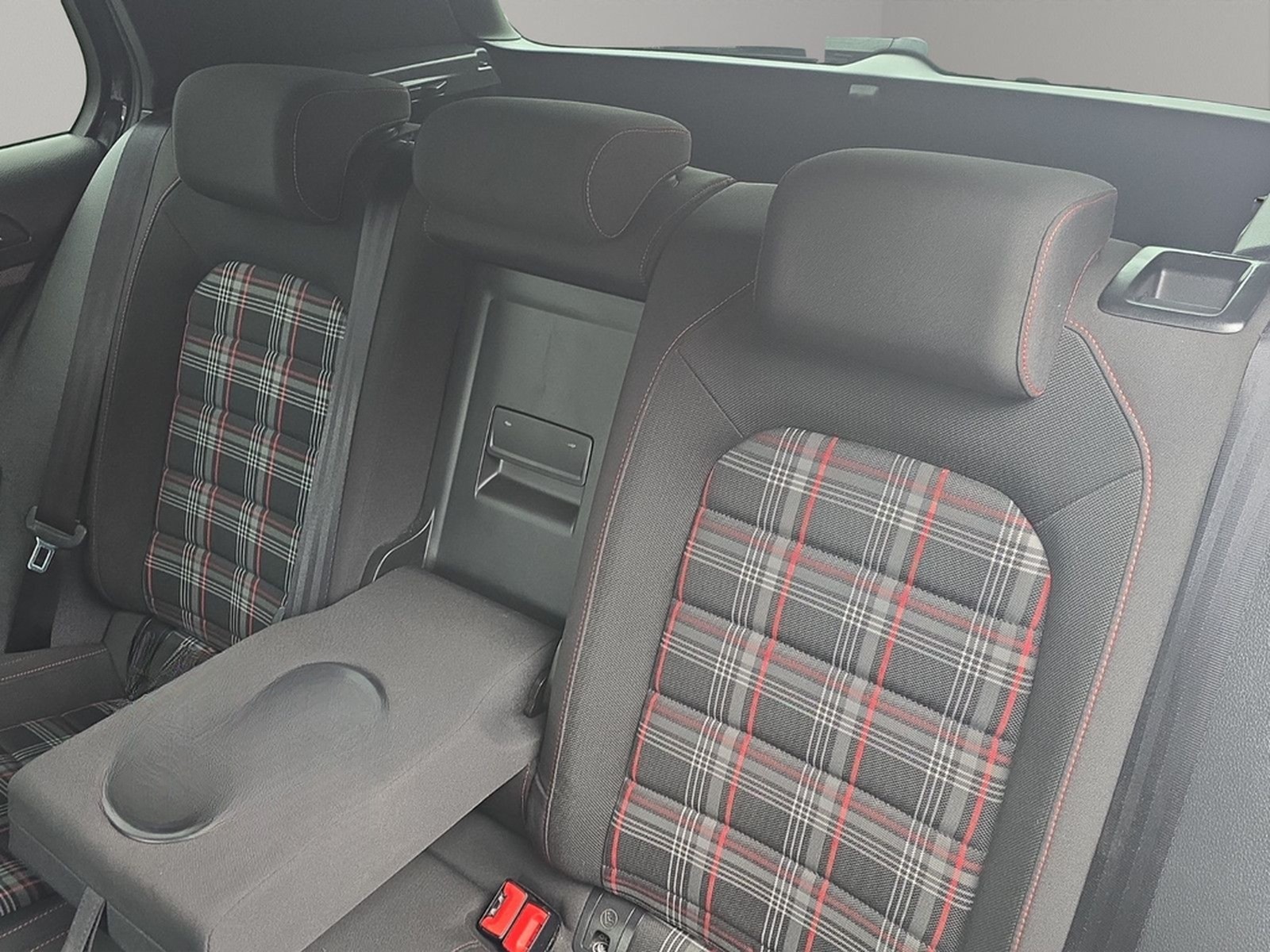 Volkswagen Golf VII GTI PERFORMANCE+LED+DIGITAL TACHO+PDC foto 12