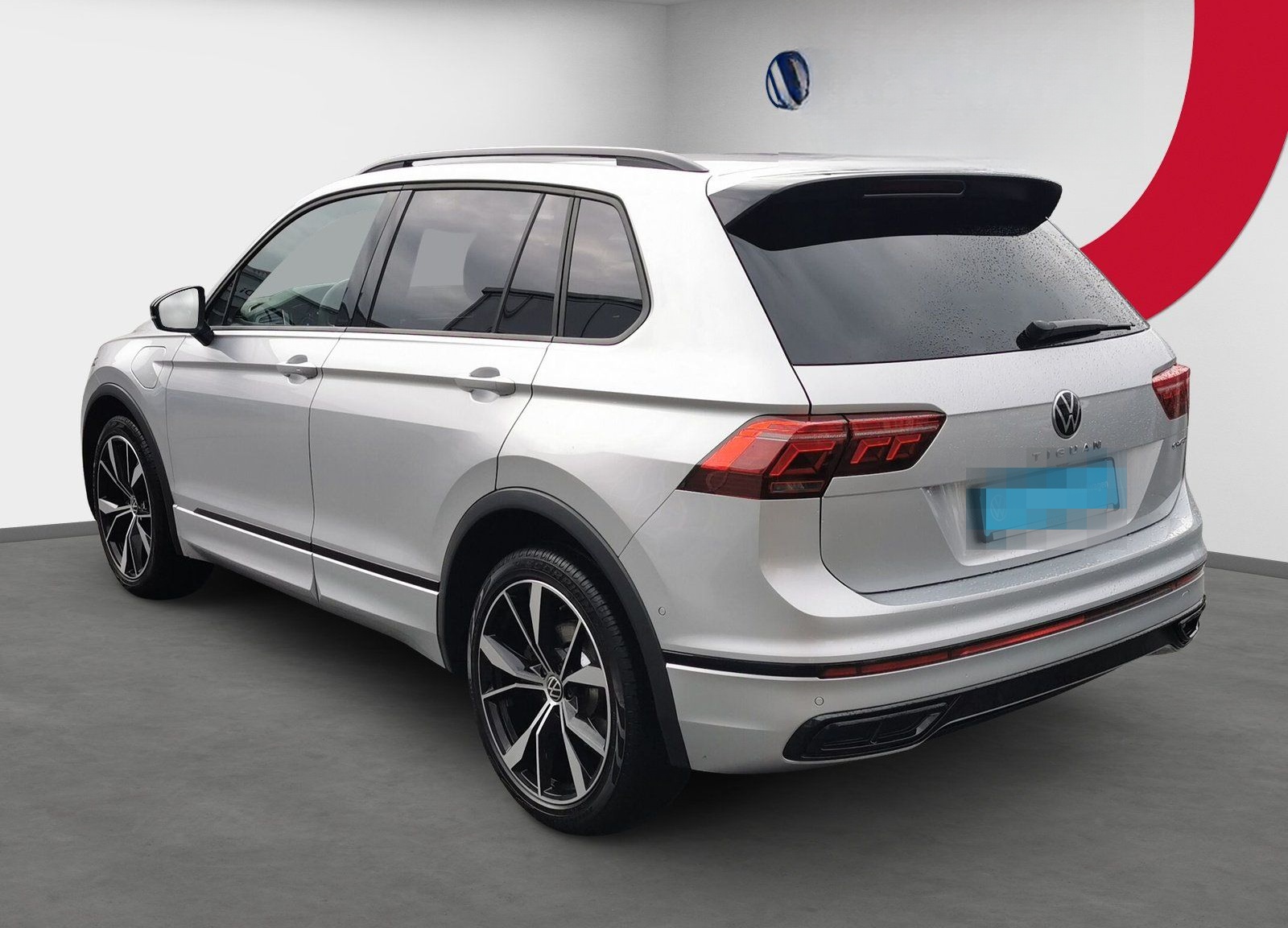 Volkswagen Tiguan R-Line 1.4 eHybr. IQ.Light RearView DCC A foto 4