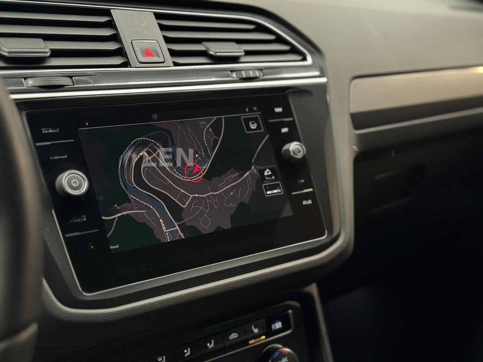 Volkswagen Tiguan R-Line/DSG/Navi/Virtual/Headup/Kamera/Shz foto 20