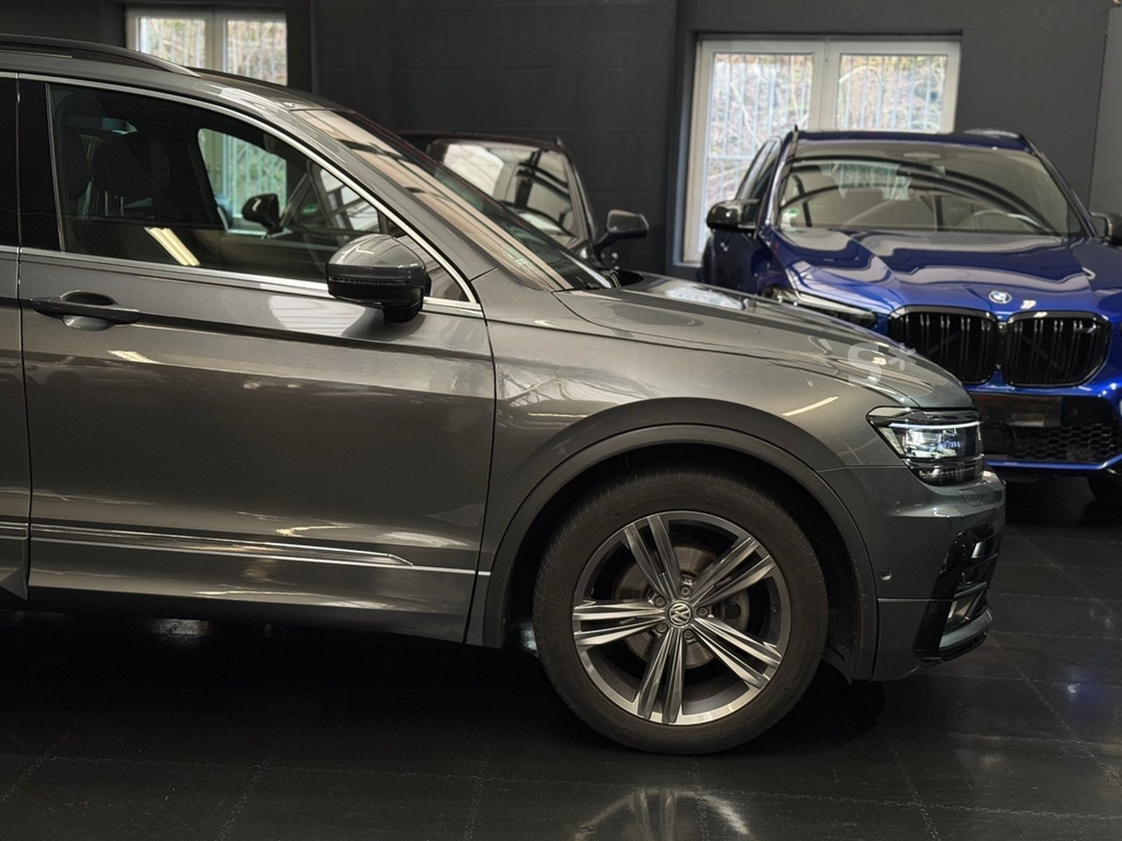 Volkswagen Tiguan R-Line/DSG/Navi/Virtual/Headup/Kamera/Shz foto 29