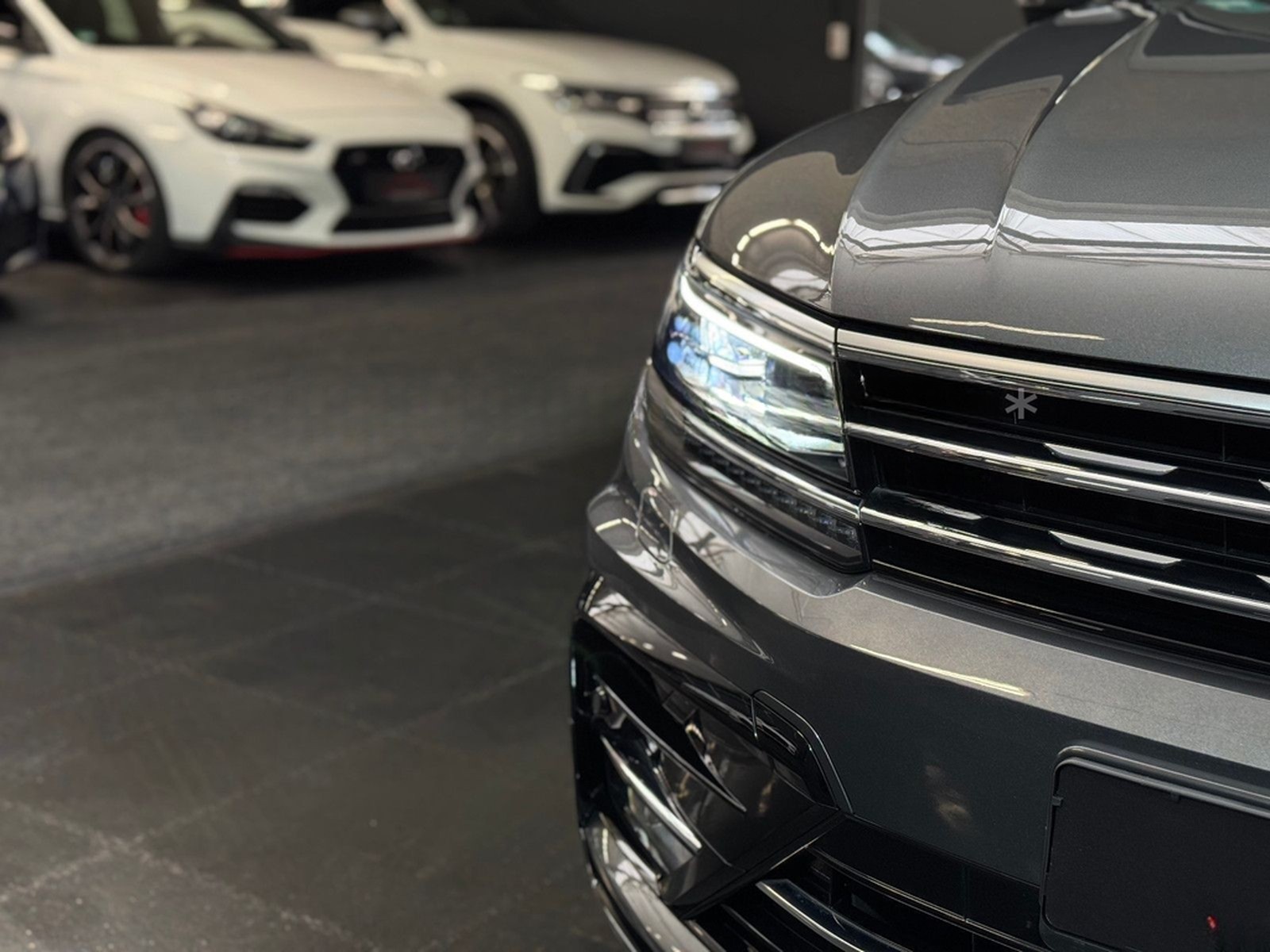 Volkswagen Tiguan R-Line/DSG/Navi/Virtual/Headup/Kamera/Shz foto 33
