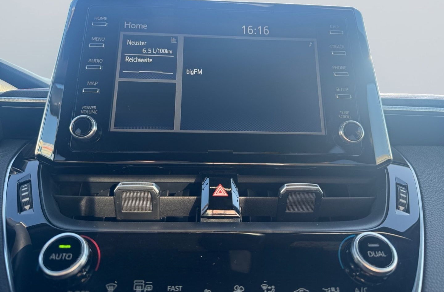 Toyota Corolla 2.0 Hybrid TS Lounge *Bi-LED*CAM*JBL*SHZ foto 13
