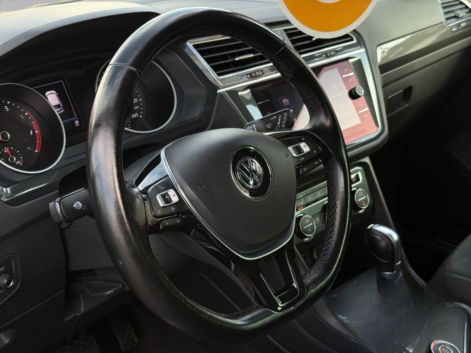 Volkswagen Tiguan 2.0 StandHz.I AHKI LEDI CarPlayI Garantie foto 18