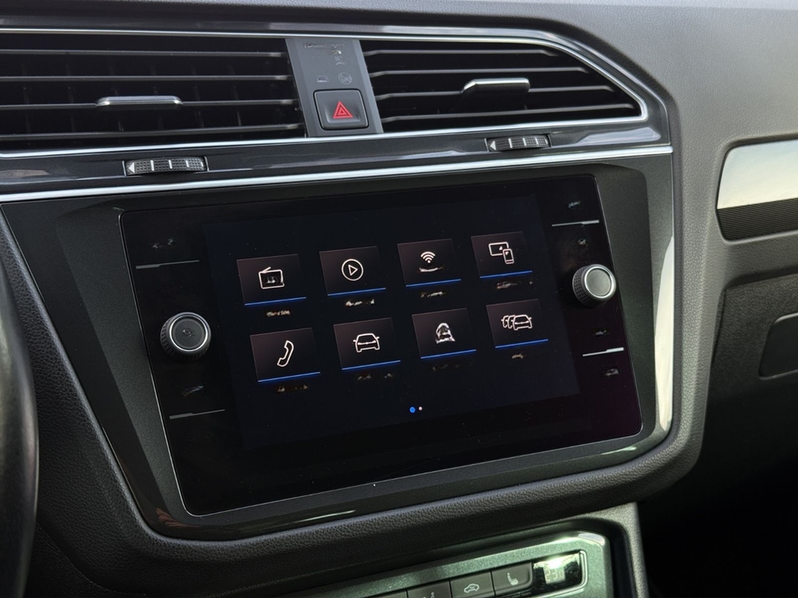 Volkswagen Tiguan 2.0 StandHz.I AHKI LEDI CarPlayI Garantie foto 23
