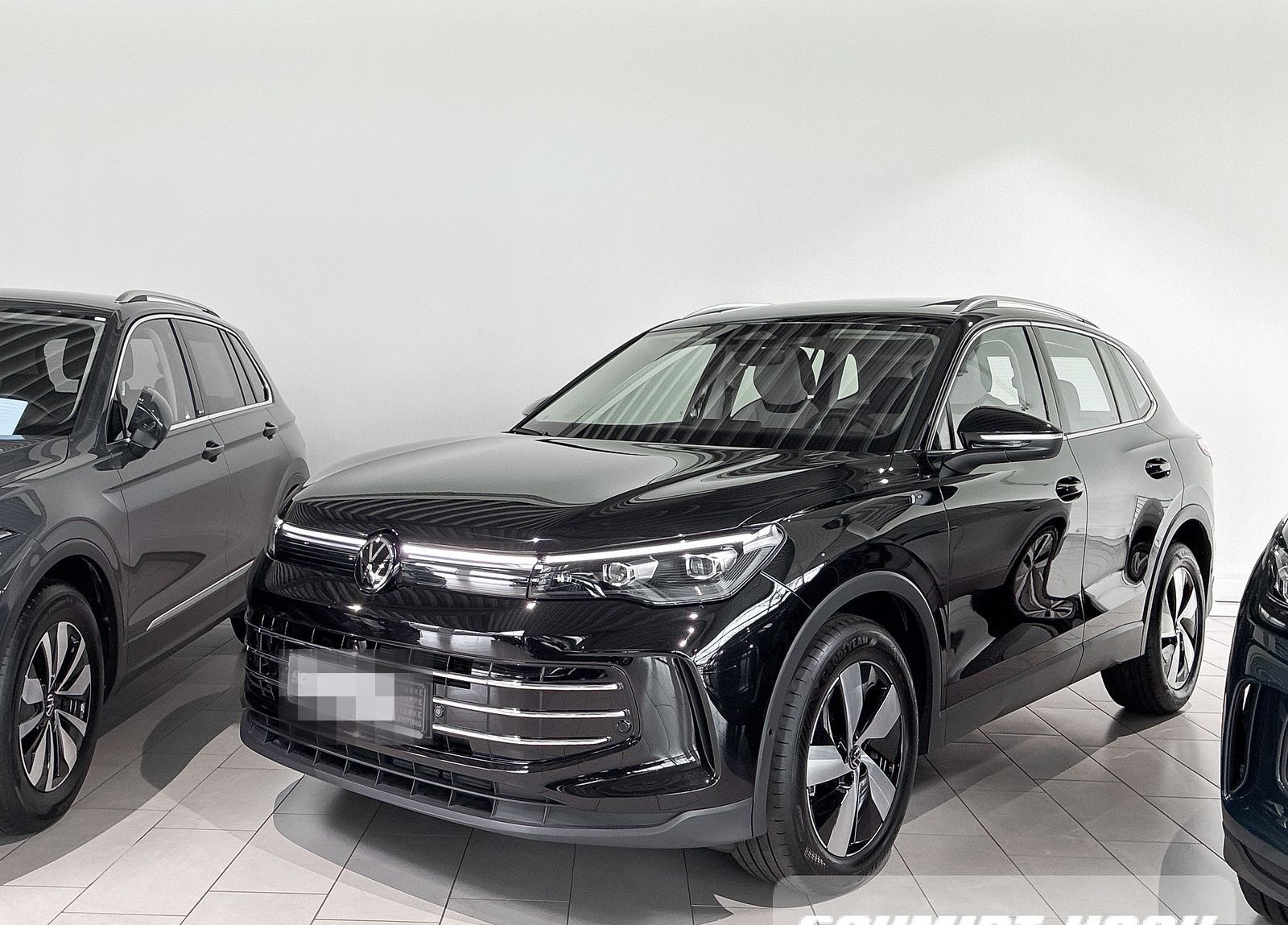 Volkswagen Tiguan 2.0 TDI Elegance DSG AHK PANO STANDHZ ACC foto 2