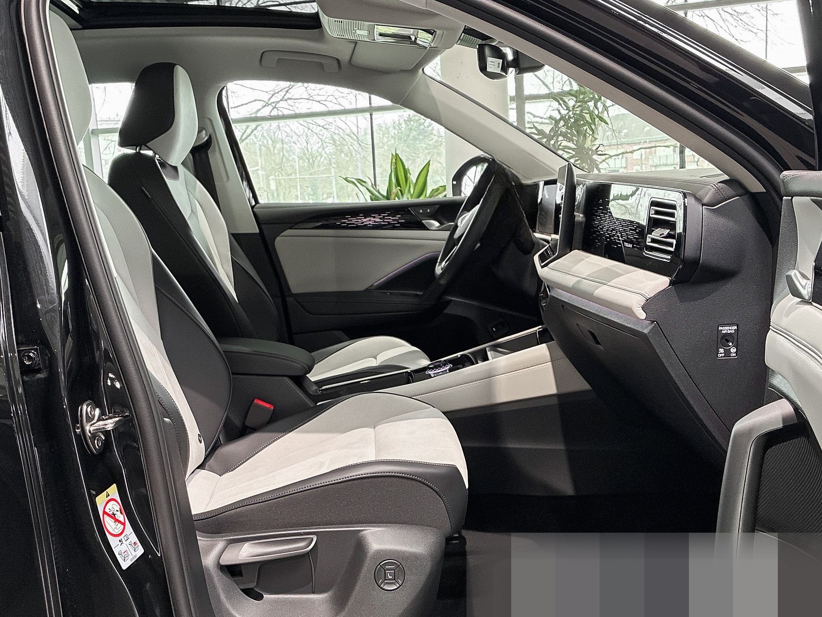 Volkswagen Tiguan 2.0 TDI Elegance DSG AHK PANO STANDHZ ACC foto 5