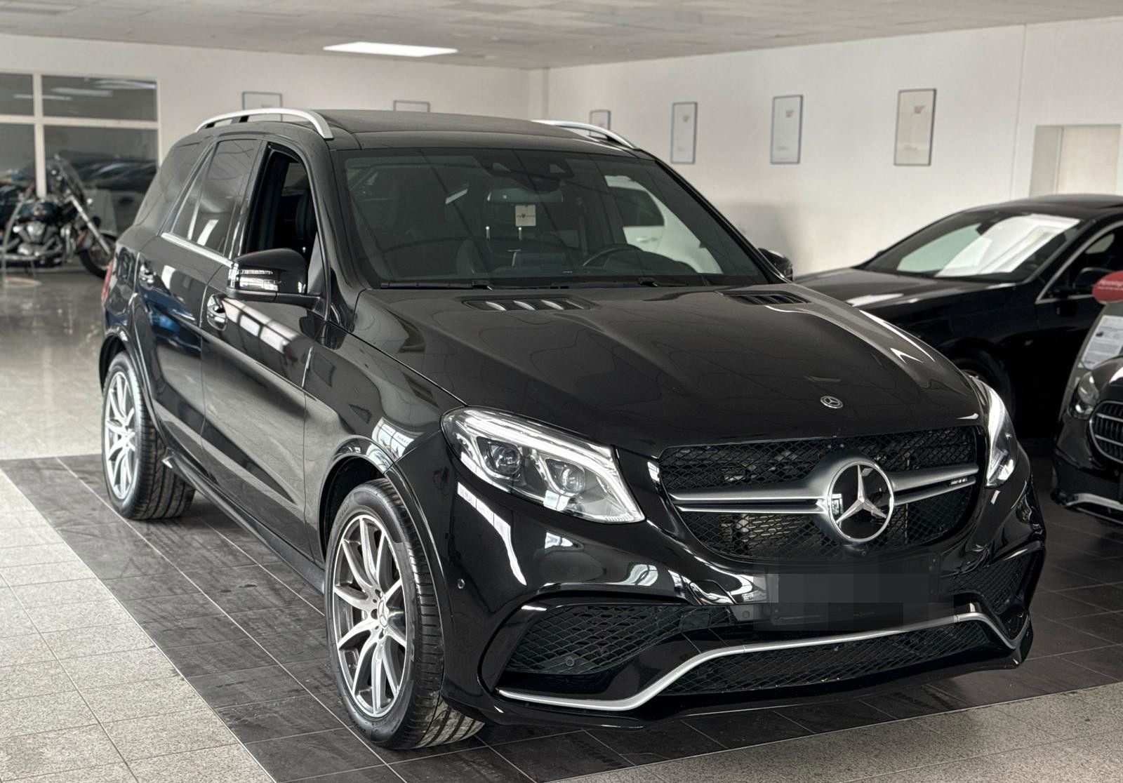 Mercedes-Benz GLE 63 AMG 4Matic/360°Kamera/Pano/Navi/Ahk/8Fach foto 5