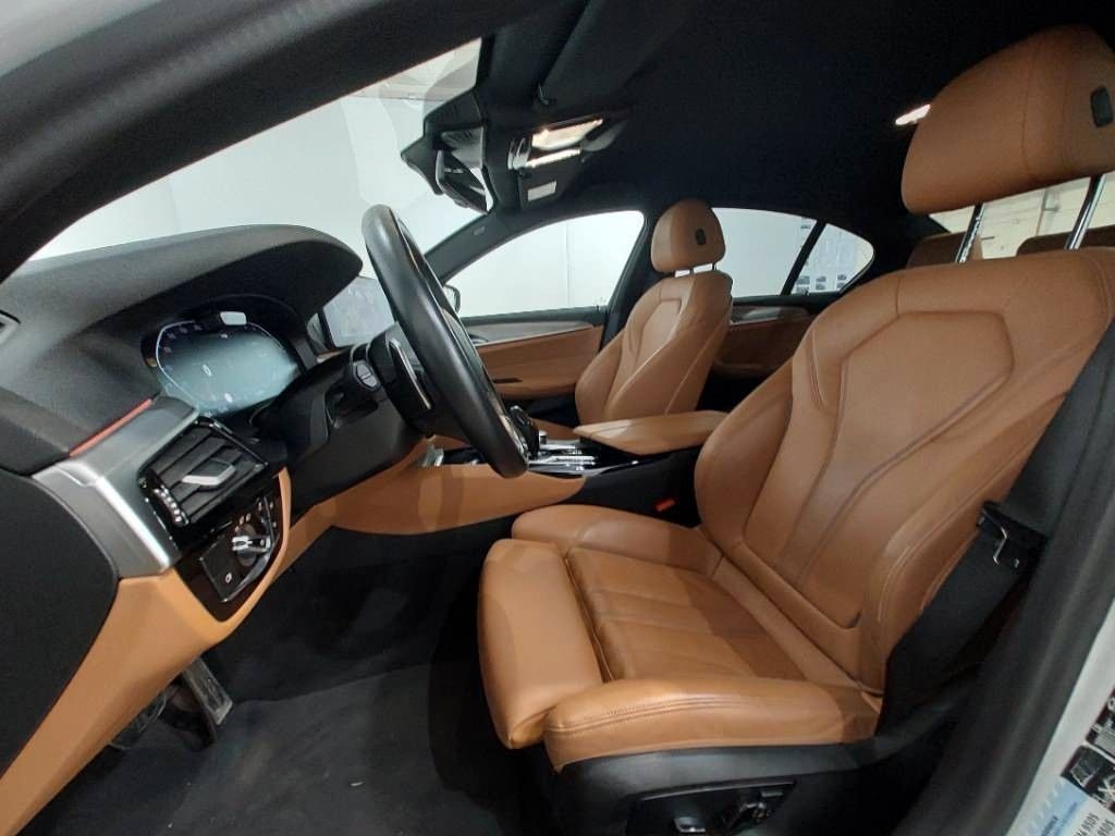 BMW 530d xDr. Lim. M-Sport LED ACC AHK HiFi Sthzg foto 5