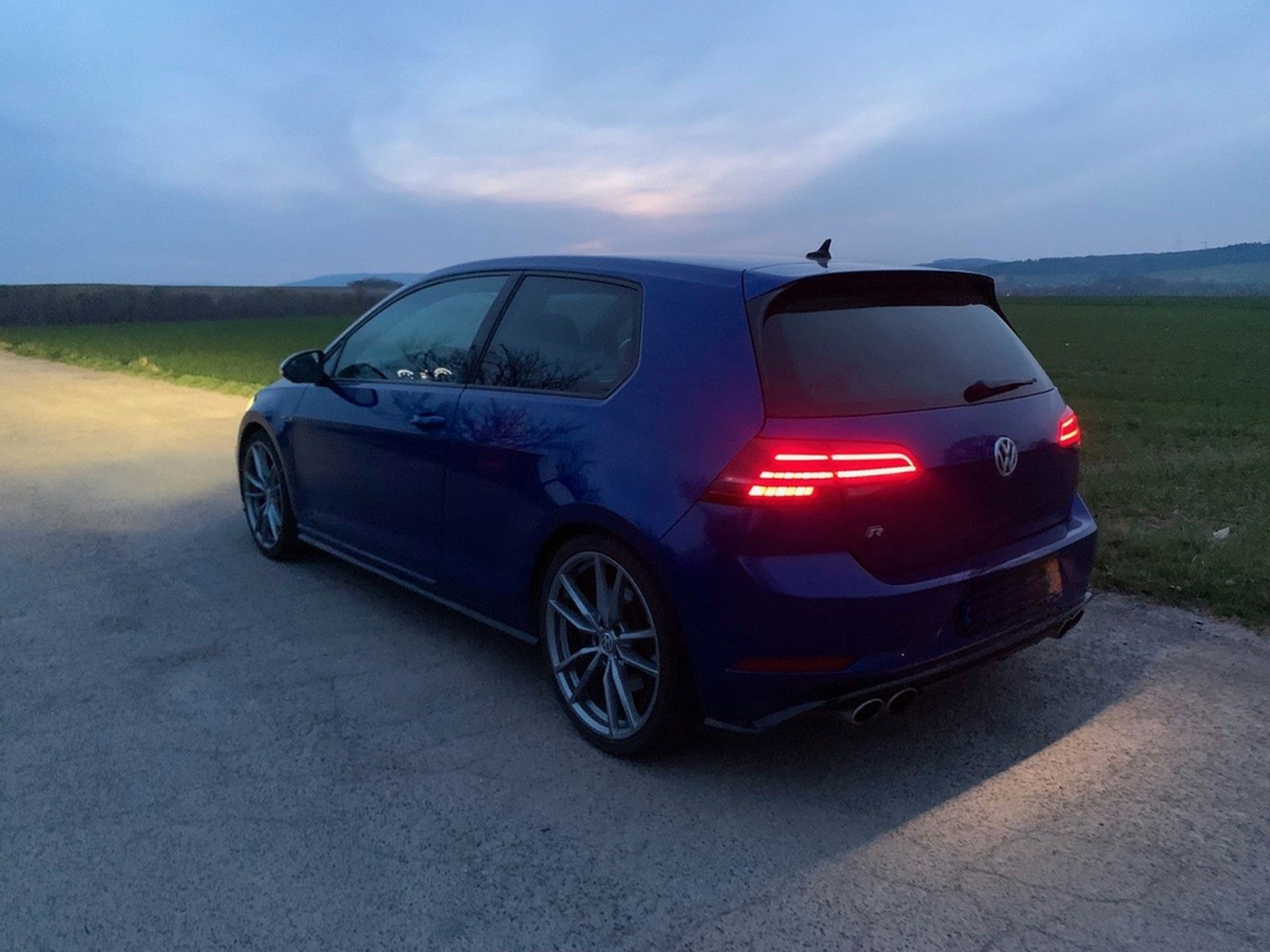 Volkswagen Golf VII R 4Motion 310PS Schalter 19" 3T no OPF foto 13