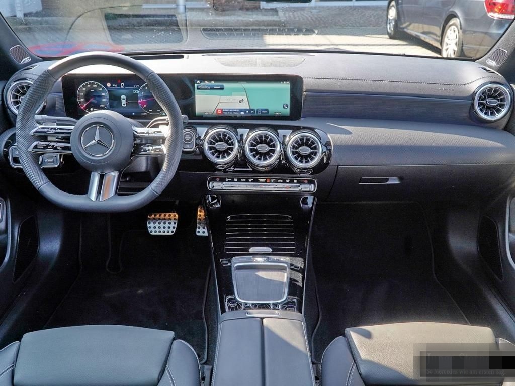 Mercedes-Benz CLA 220 4MATIC Coupé PREMIUMPLUS+19''+LEDER+STAN foto 7
