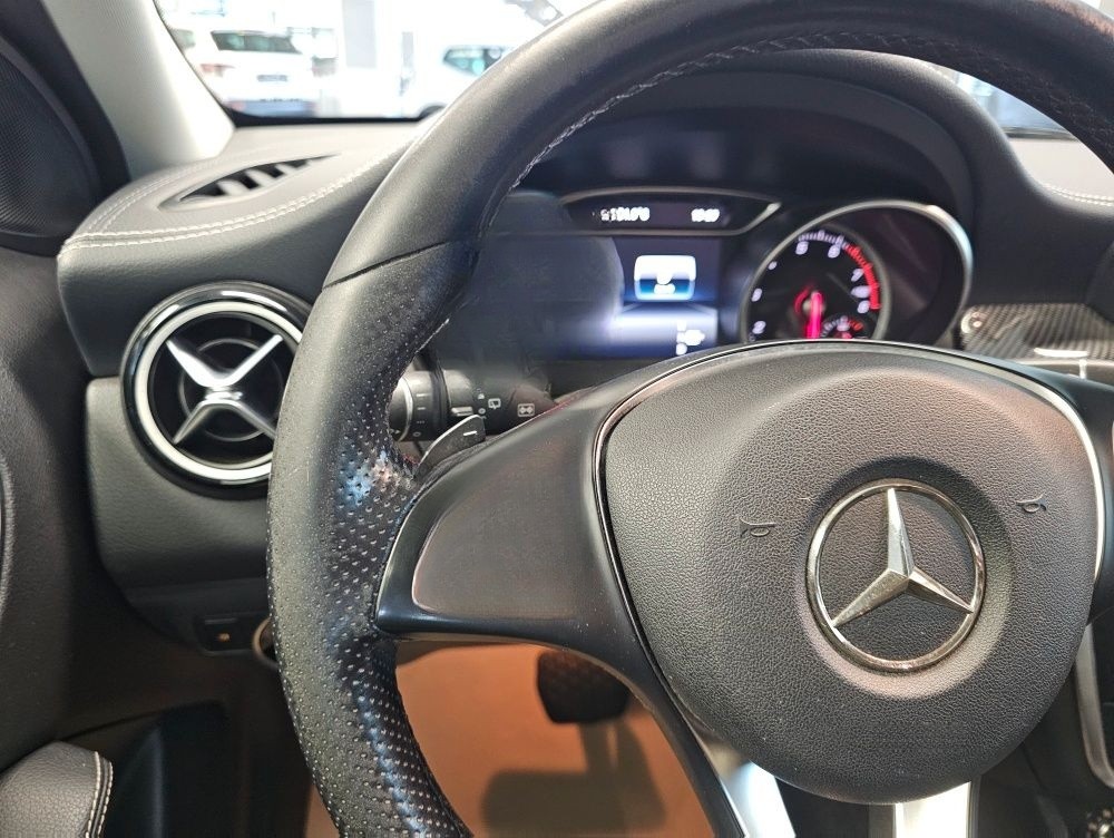 Mercedes-Benz GLA 200 AHK,19 Zoll,Navi,LED,Sitzheiung,Kamera foto 19