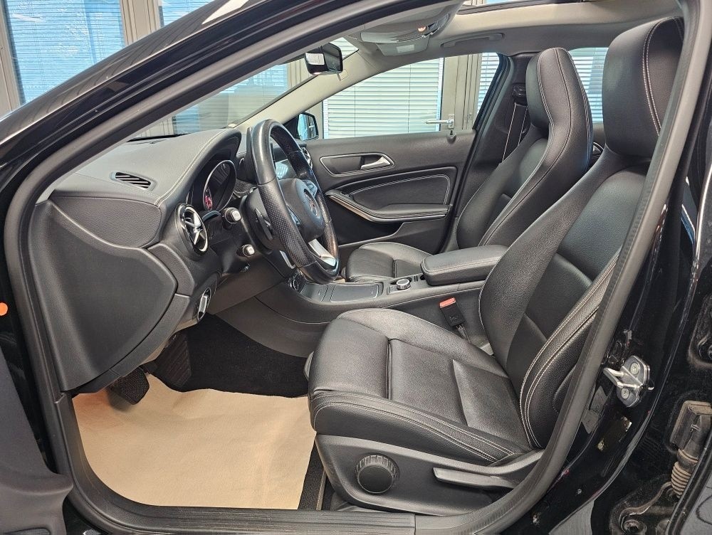 Mercedes-Benz GLA 200 AHK,19 Zoll,Navi,LED,Sitzheiung,Kamera foto 24