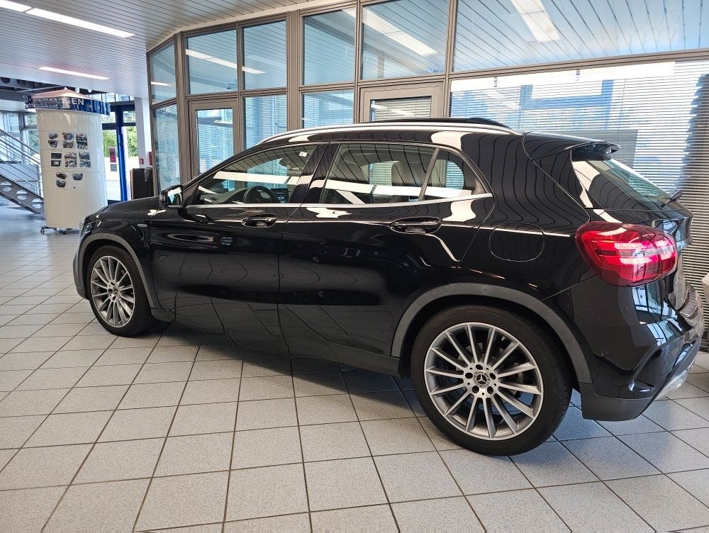 Mercedes-Benz GLA 200 AHK,19 Zoll,Navi,LED,Sitzheiung,Kamera foto 26