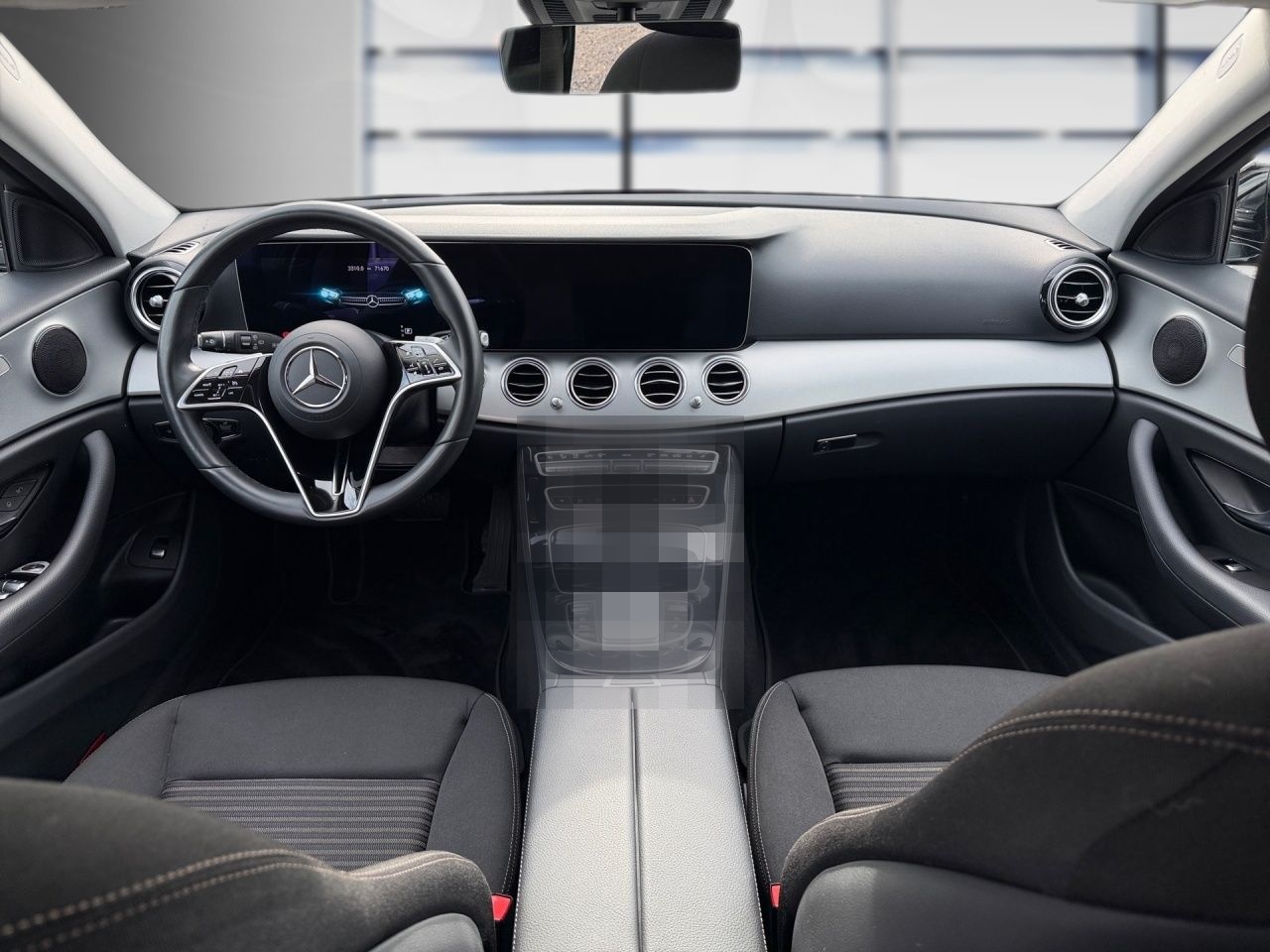 Mercedes-Benz E 220 d 4M T AVANTGARDE+ALLRAD+CARPLAY+KAMERA+ foto 7