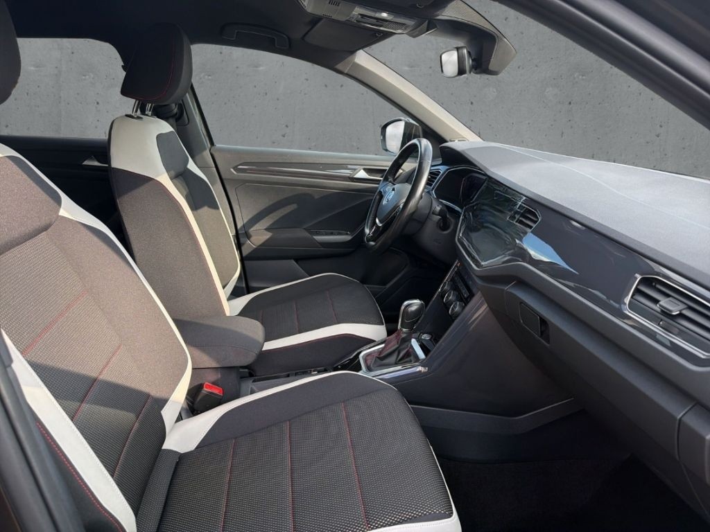 Volkswagen T-Roc 1.5 TSI Sport LED Navi AppConn ACC SHZ PDC foto 13