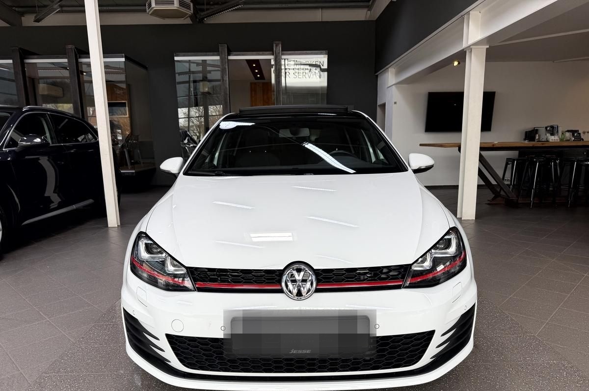 Volkswagen Golf VII GTI BMT DSG Pano Dynaudio PDC  foto 2