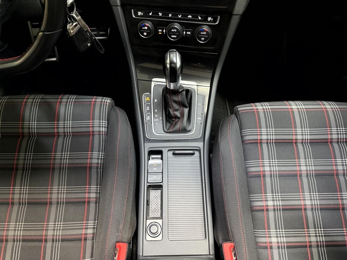 Volkswagen Golf VII GTI BMT DSG Pano Dynaudio PDC  foto 14