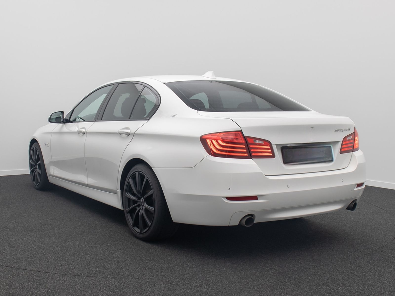 BMW 535i Activehybrid5 HUD DAB H/K 360°Sport SoftCl foto 9