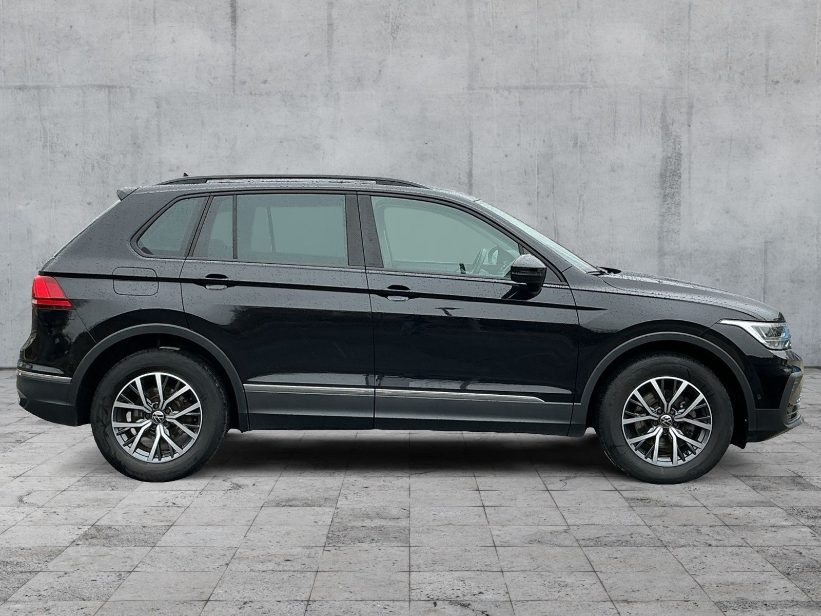 Volkswagen Tiguan 1.5 TSI DSG LIFE LED+NAVI+ACC+SHZ+AHK+PLA foto 7