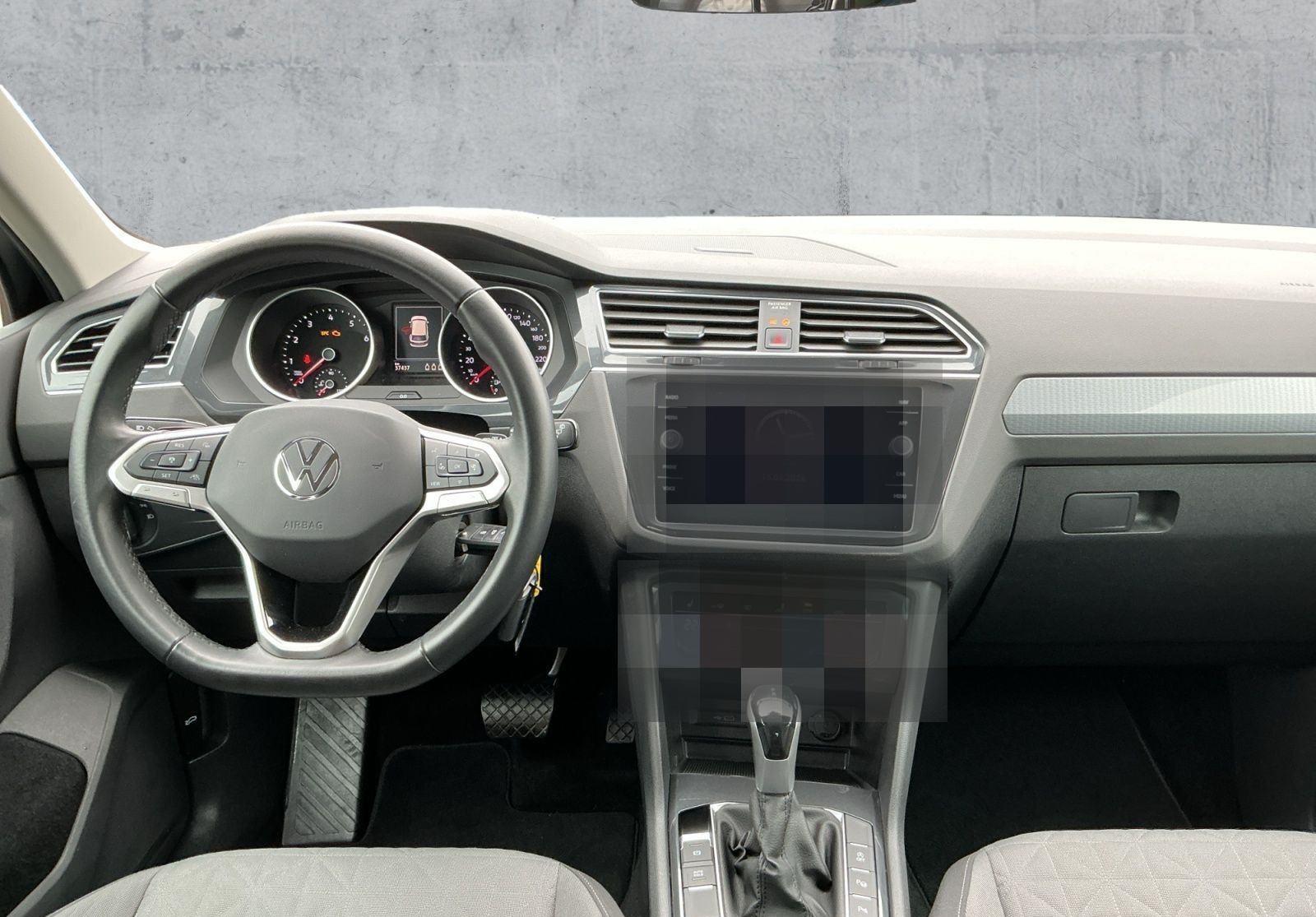 Volkswagen Tiguan 1.5 TSI DSG LIFE LED+NAVI+ACC+SHZ+AHK+PLA foto 9
