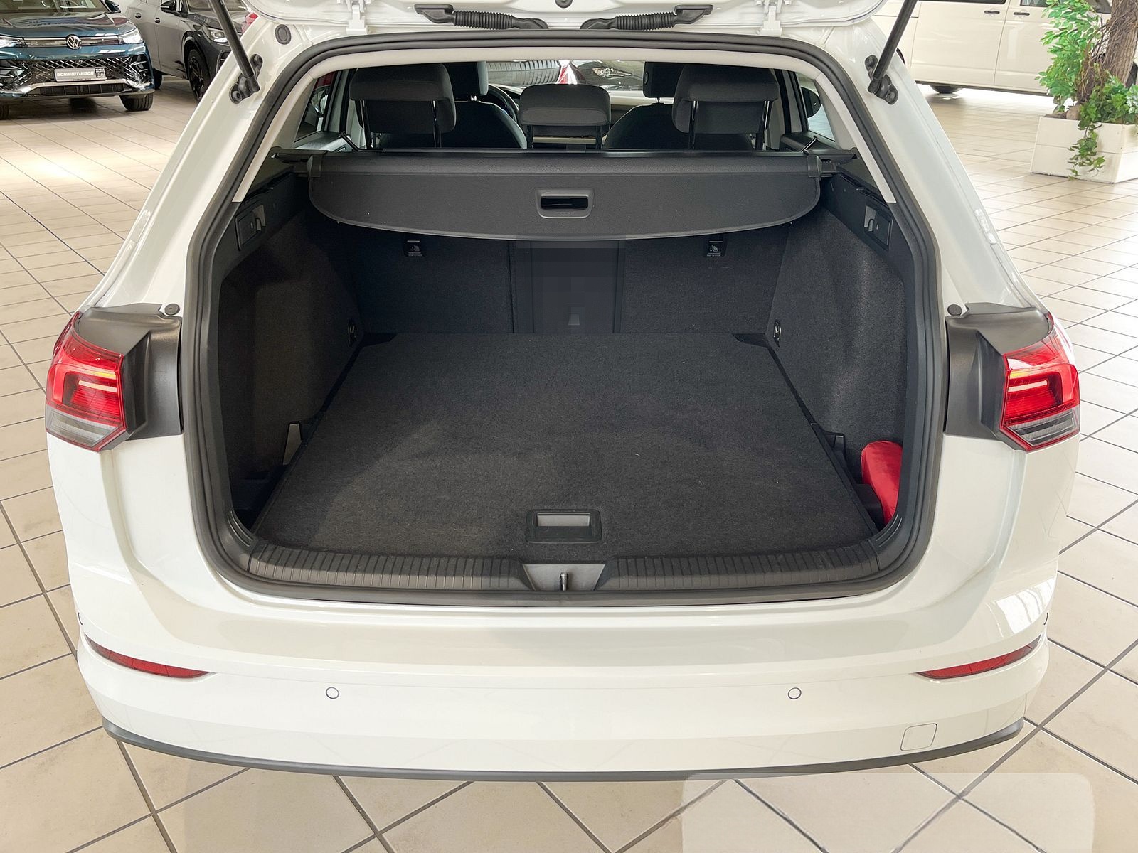 Volkswagen Golf VIII Variant 2.0 TDI Life DSG LED-Scheinw. foto 12