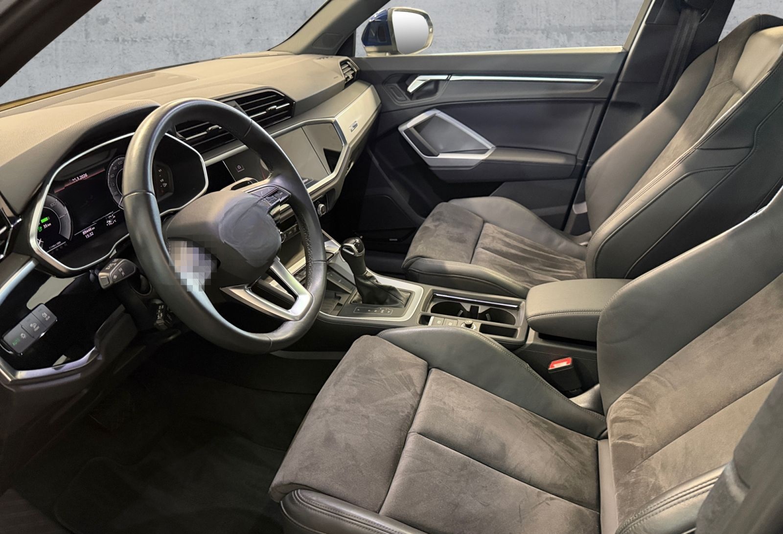 Audi Q3 45 TFSI e S-TR MATRIX+NAVI+SONOS+GRA+AHK+PANO foto 12