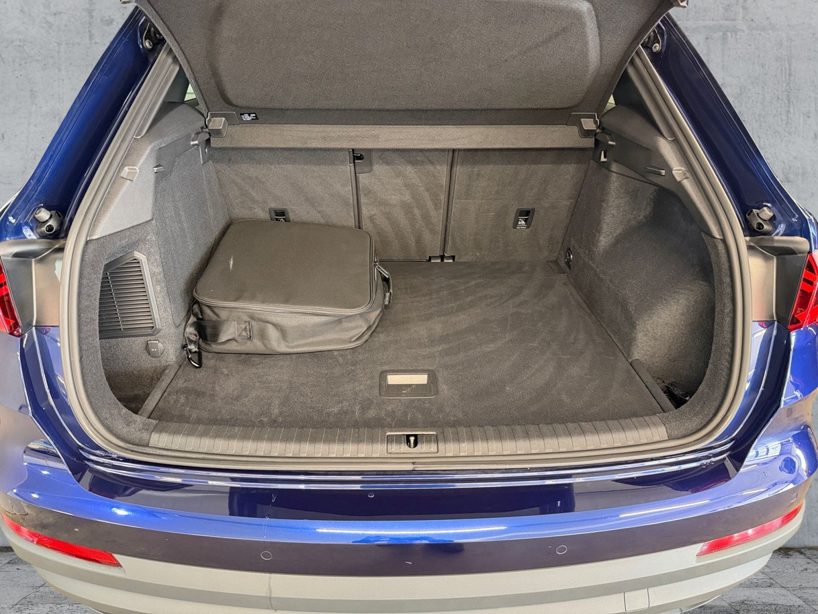 Audi Q3 45 TFSI e S-TR MATRIX+NAVI+SONOS+GRA+AHK+PANO foto 15