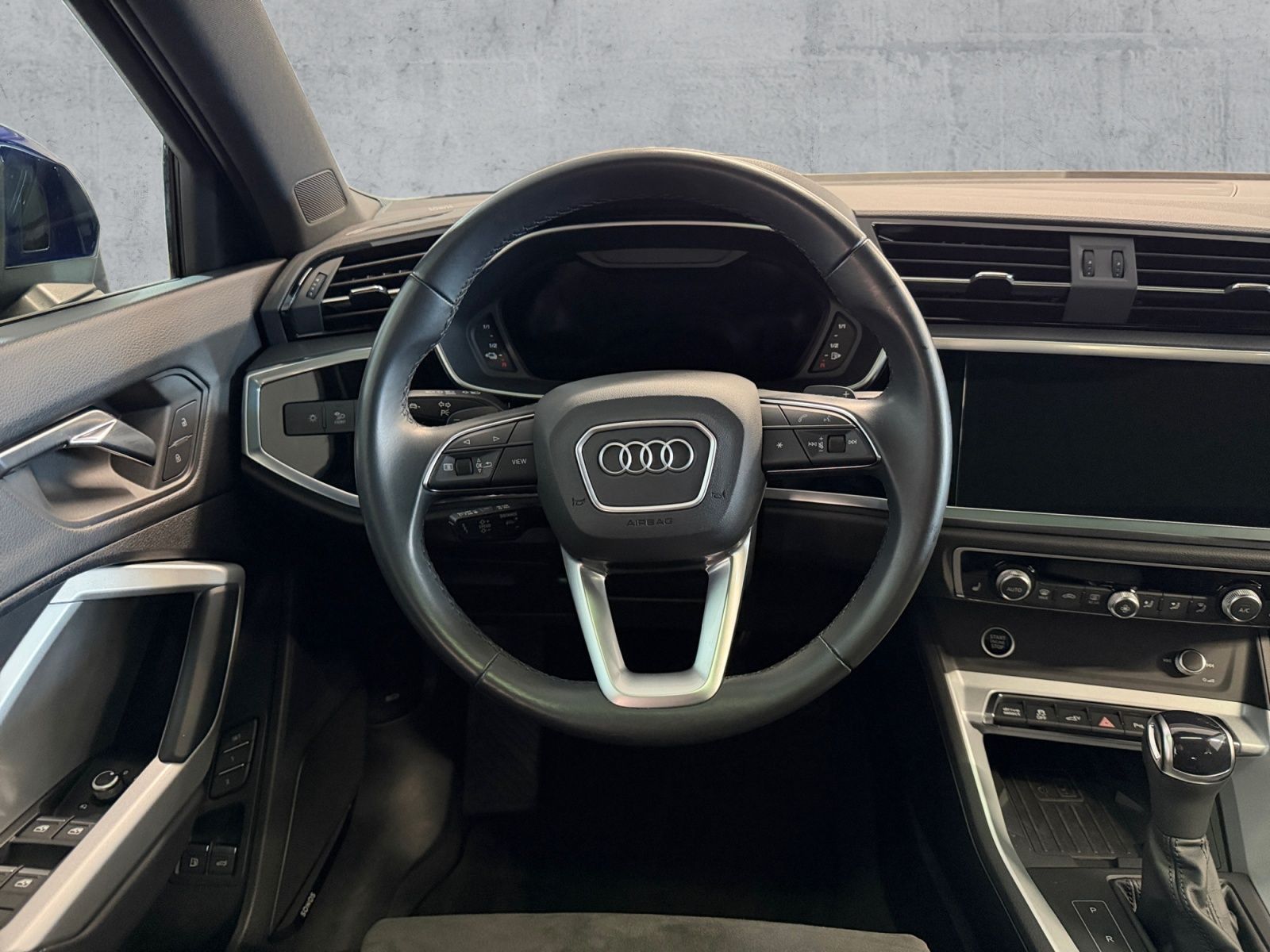 Audi Q3 45 TFSI e S-TR MATRIX+NAVI+SONOS+GRA+AHK+PANO foto 10