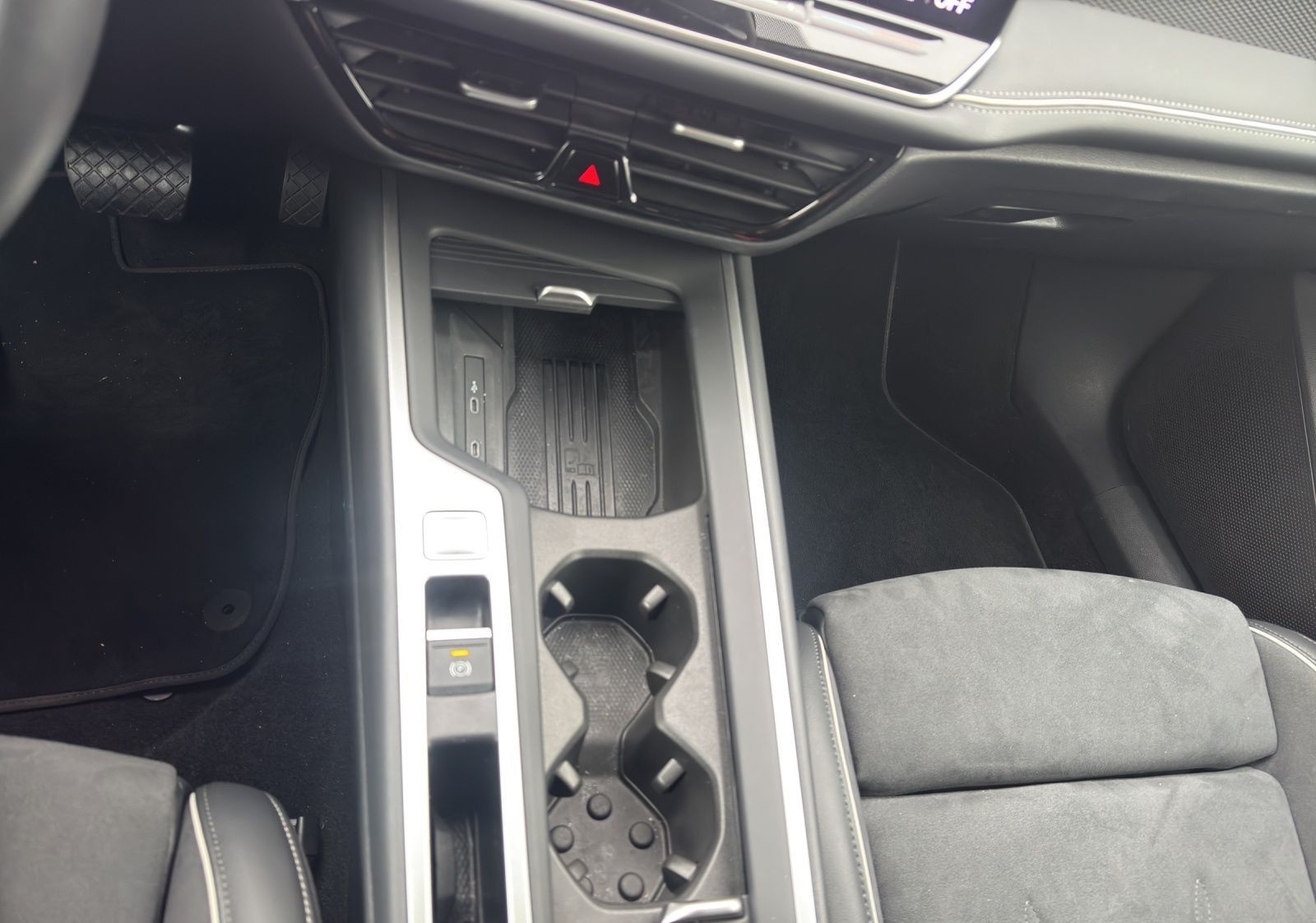 Volkswagen Passat Variant 1.5 eTSI DSG BUSINESS LM17 ASSIST foto 11